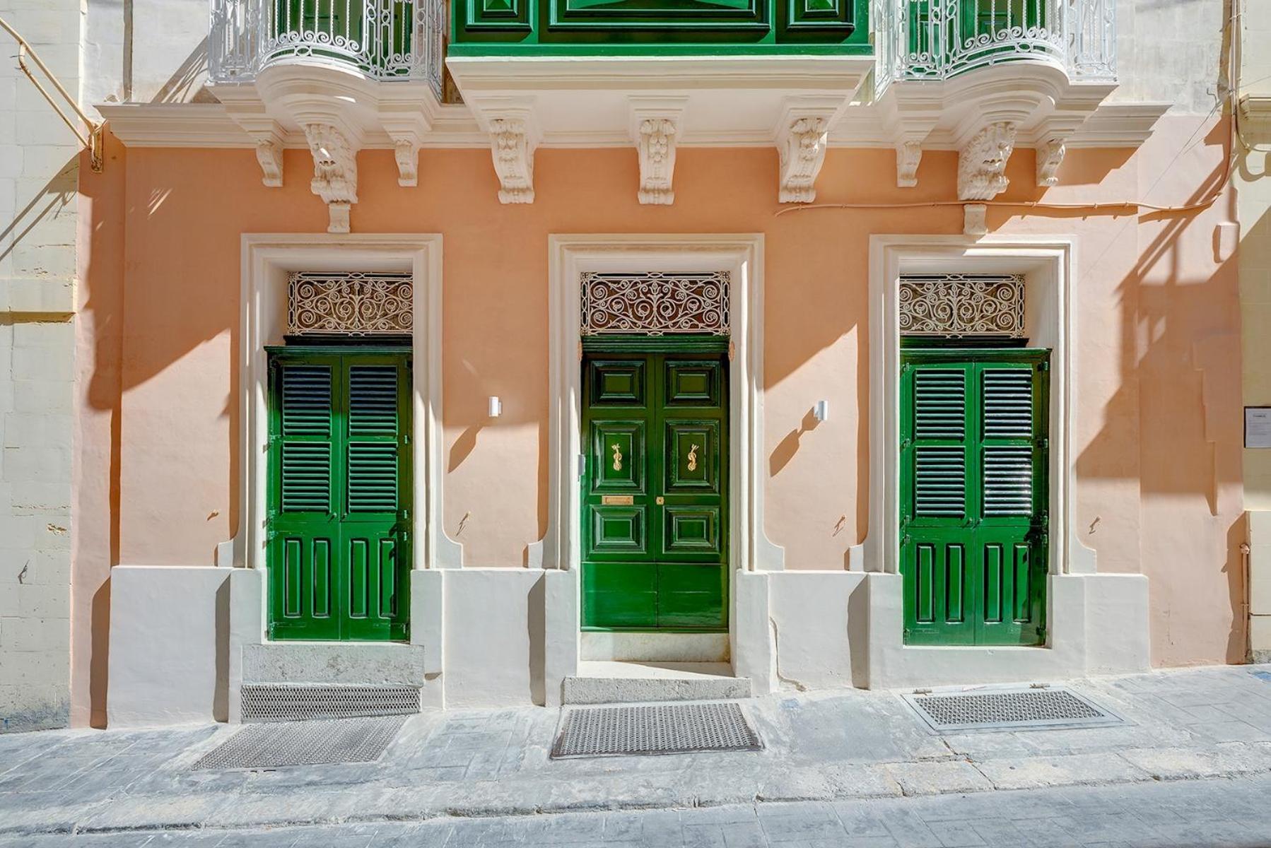 Traditional Maltese Townhouse wt Terrace and Pool by Buena Vista view 2