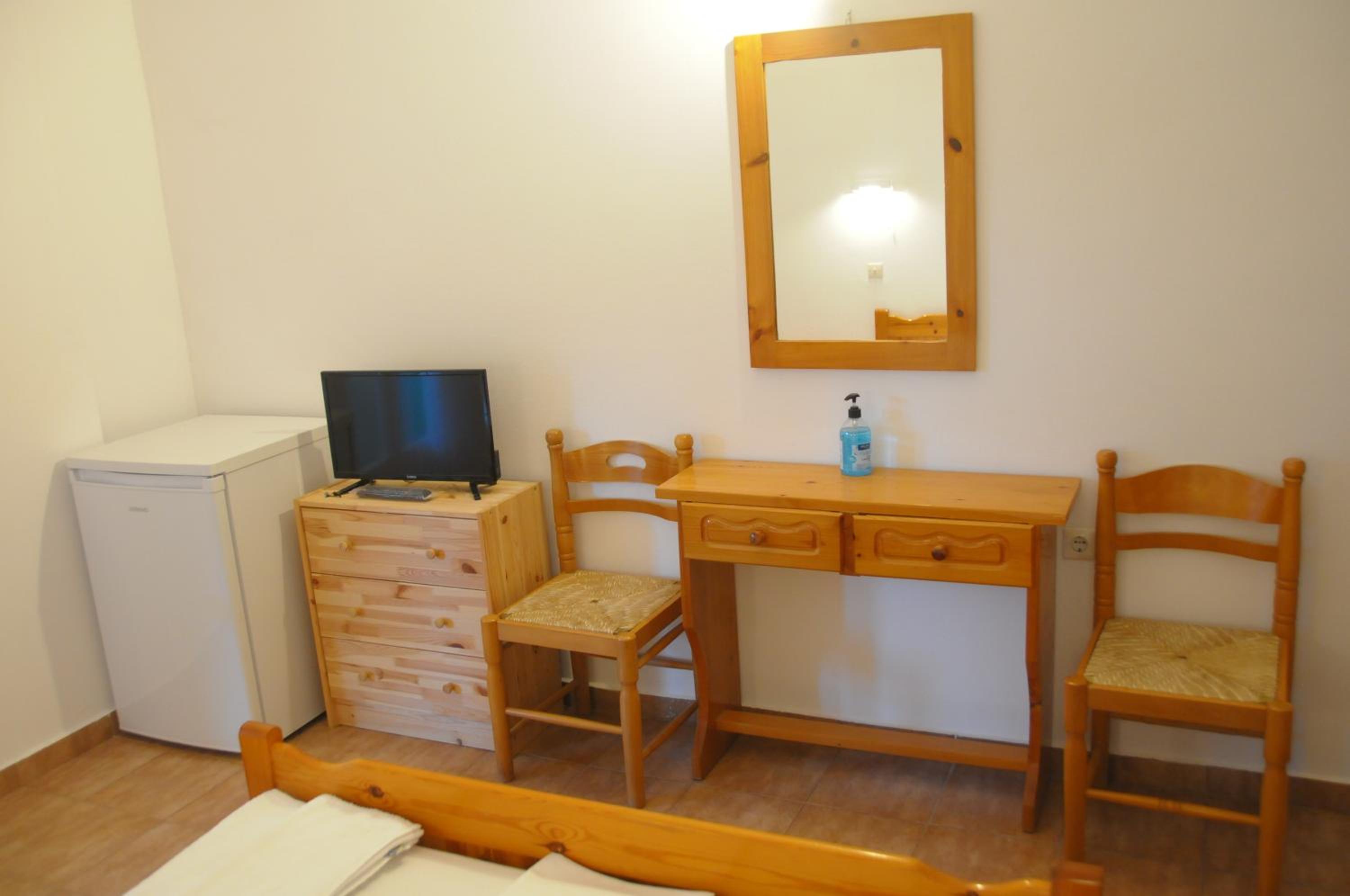 Chalikias Rooms