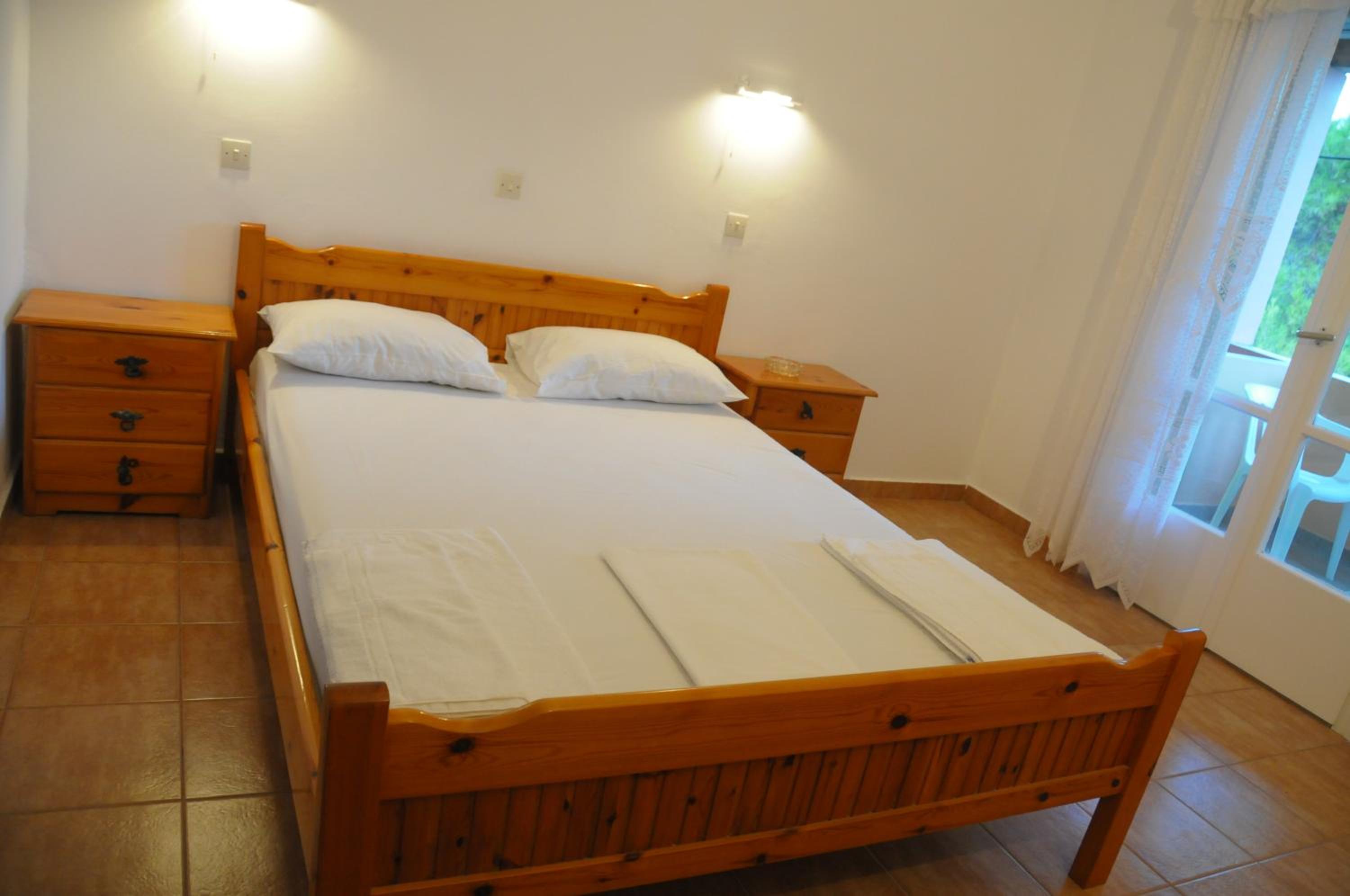 Chalikias Rooms