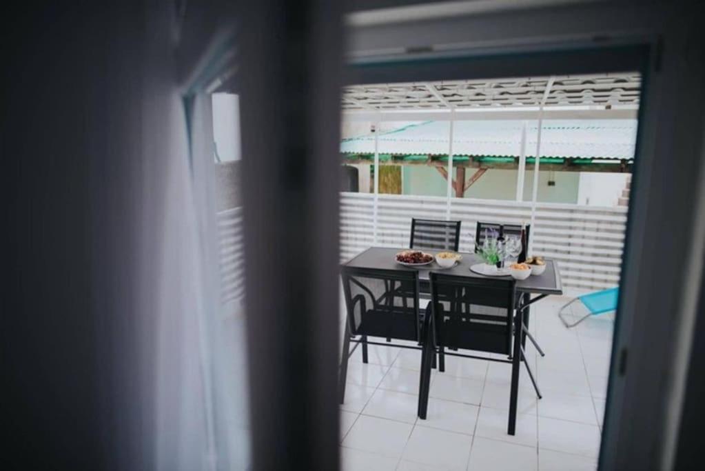 Holiday House - LukaTony with sea view view 3