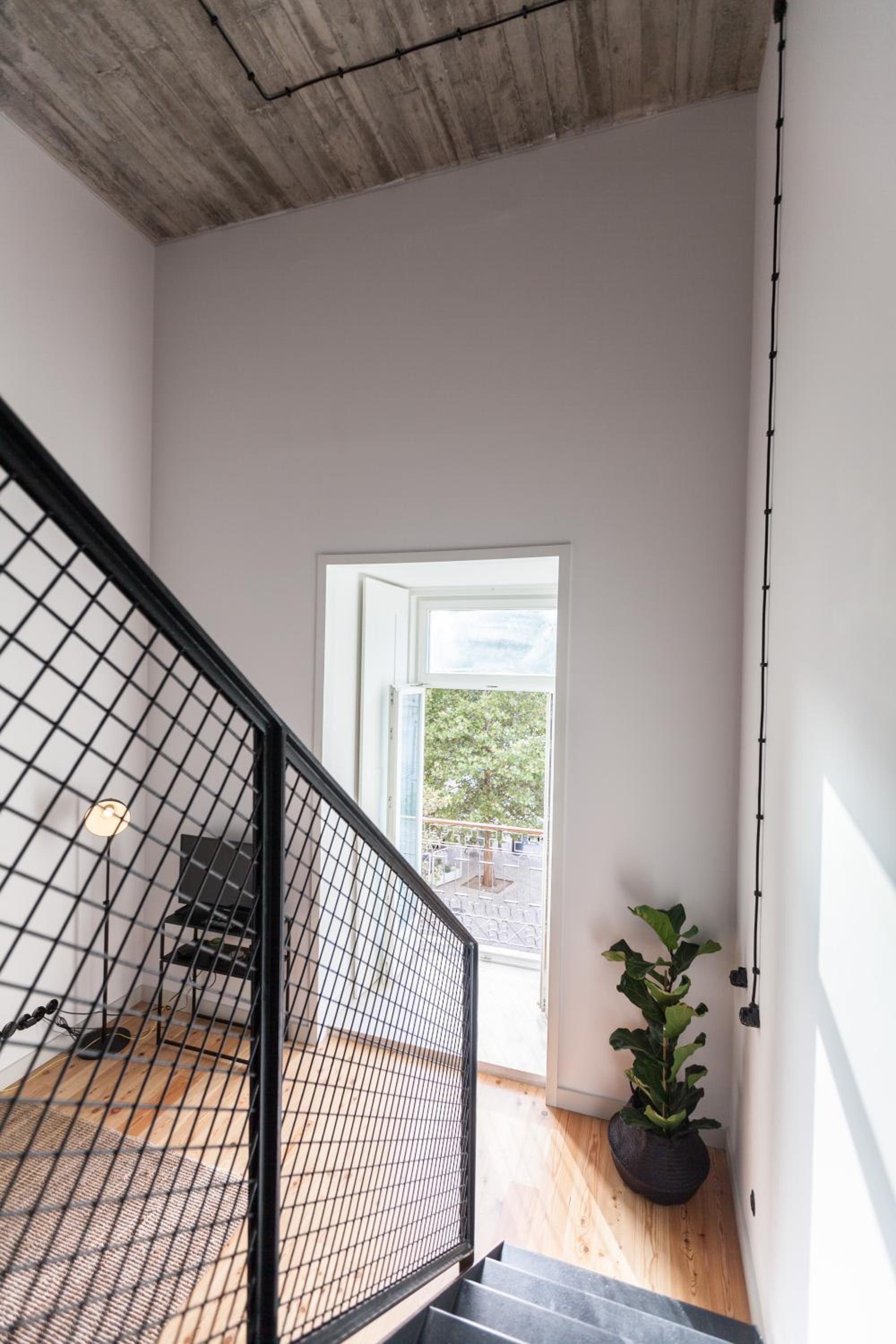 FLH Intendente Industrial Mezzanine with Balcony