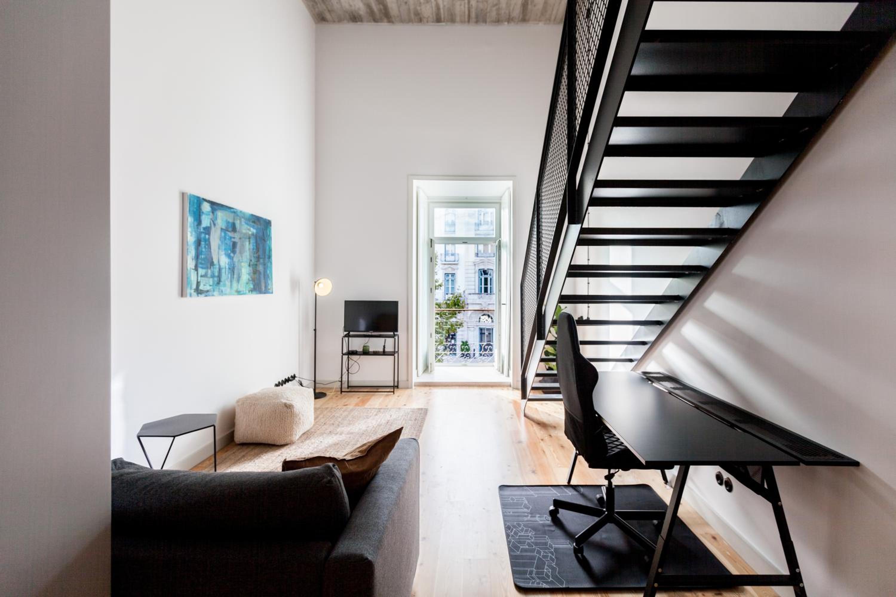 FLH Intendente Industrial Mezzanine with Balcony