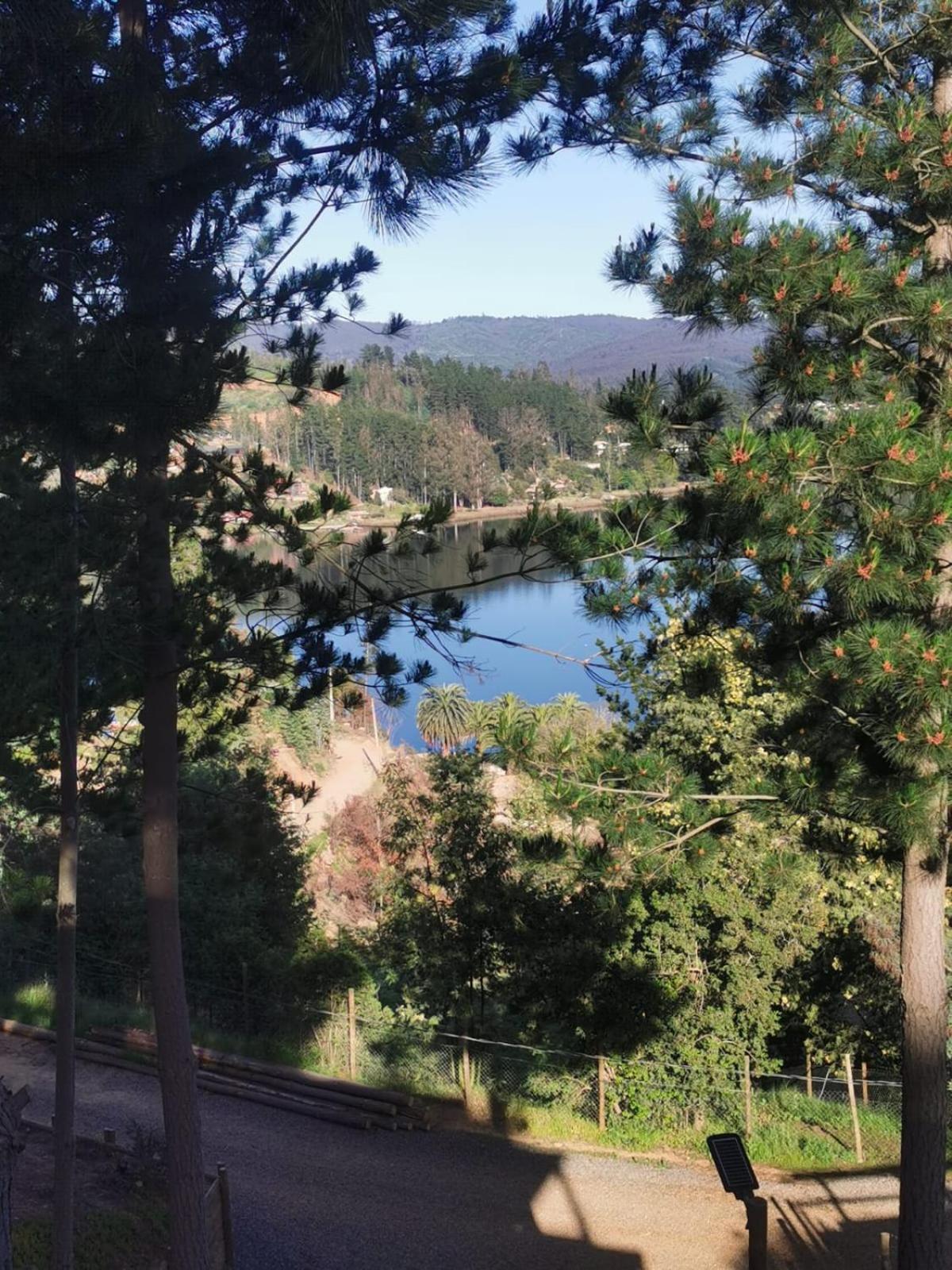 Hermosa cabaña con vista al lago Vichuquén