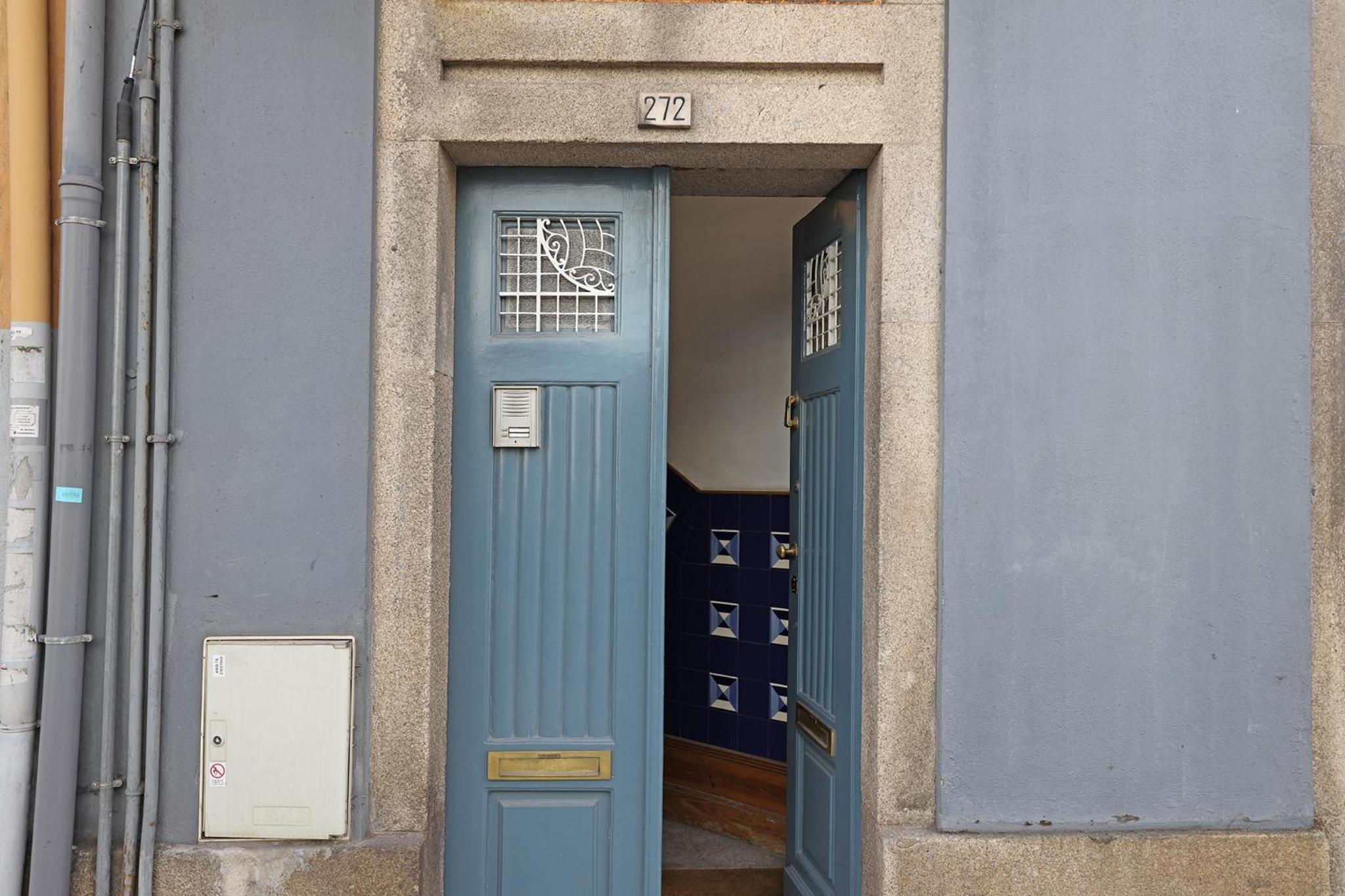 FLH Porto Classic Apartment with Terrace & Parking view 2
