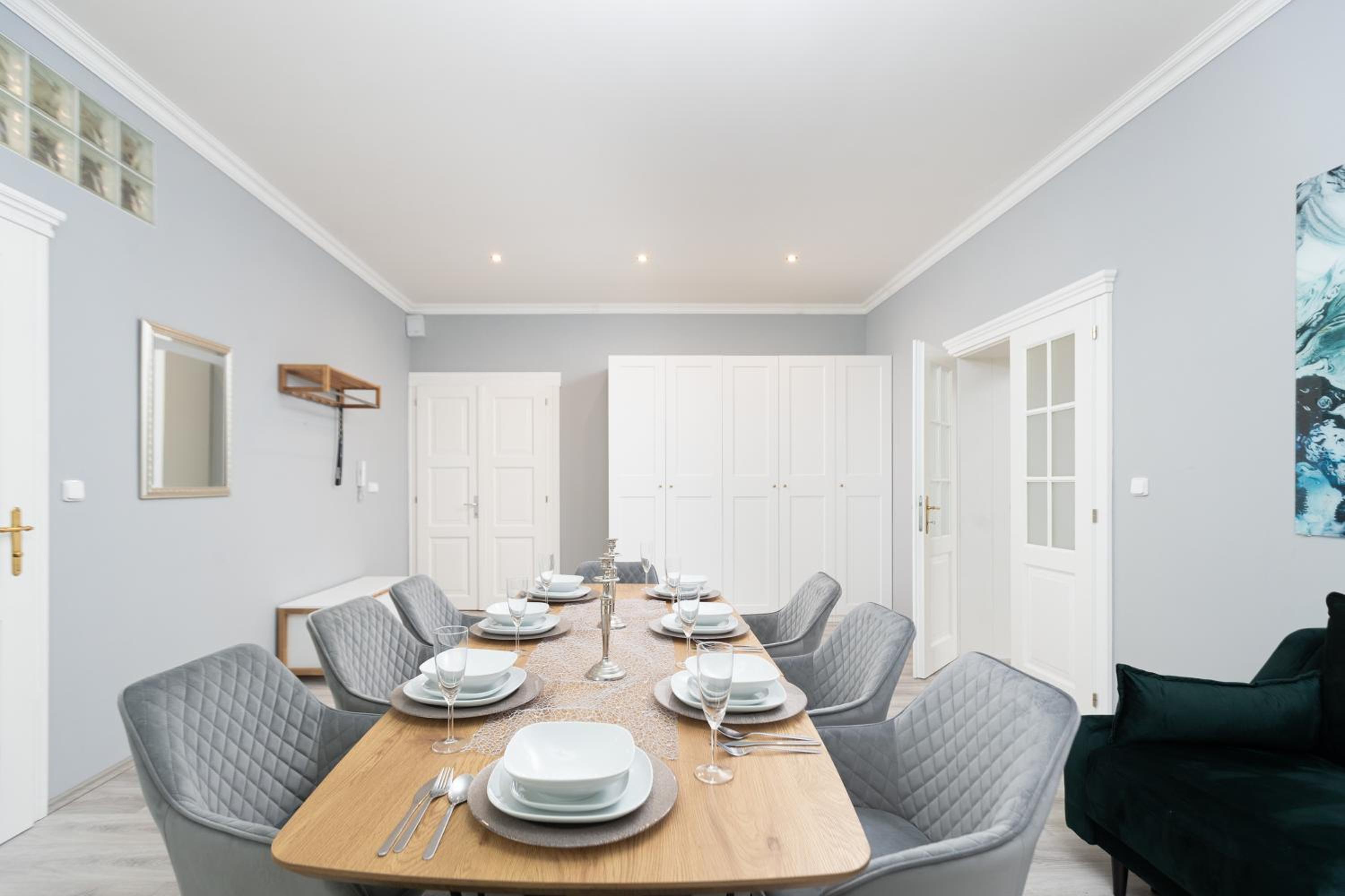 Luxury Central 150m2 Apartment on Wencelas Square with Private Garage