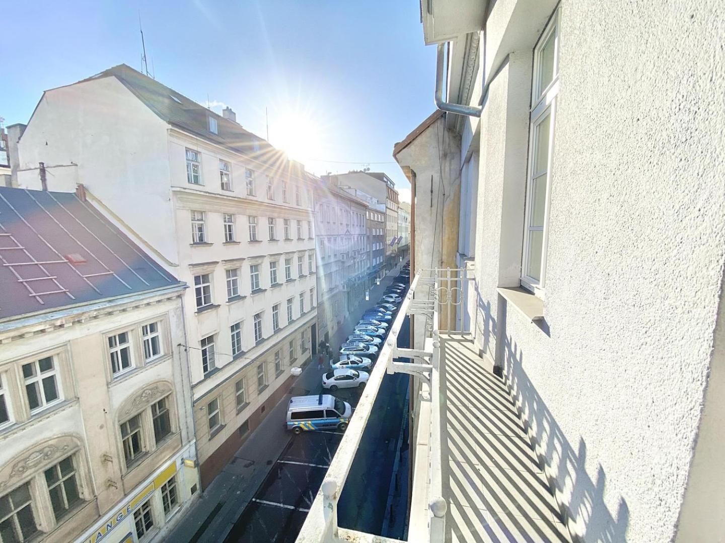 Luxury Central 150m2 Apartment on Wencelas Square with Private Garage