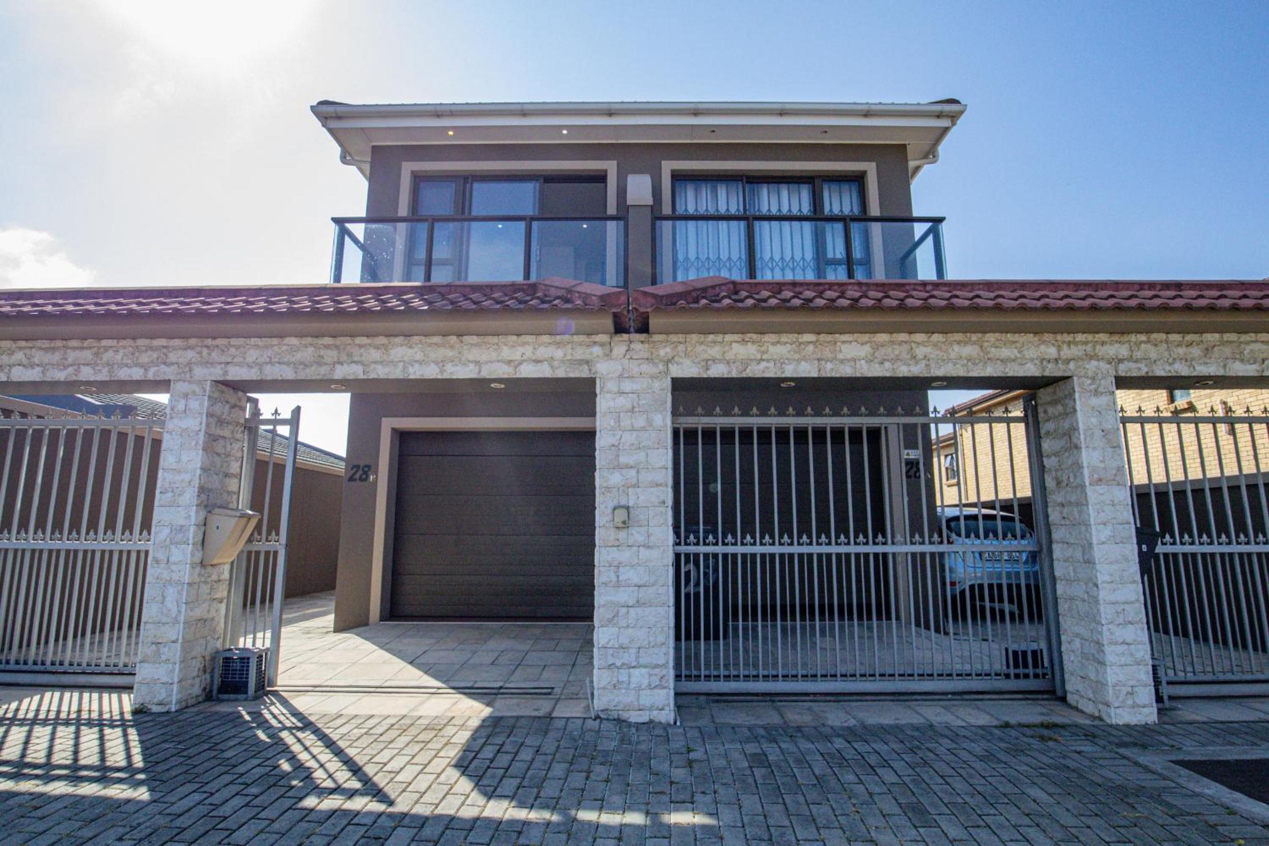 Modern 3 Bedroom with spacious braai area by CTHA view 3