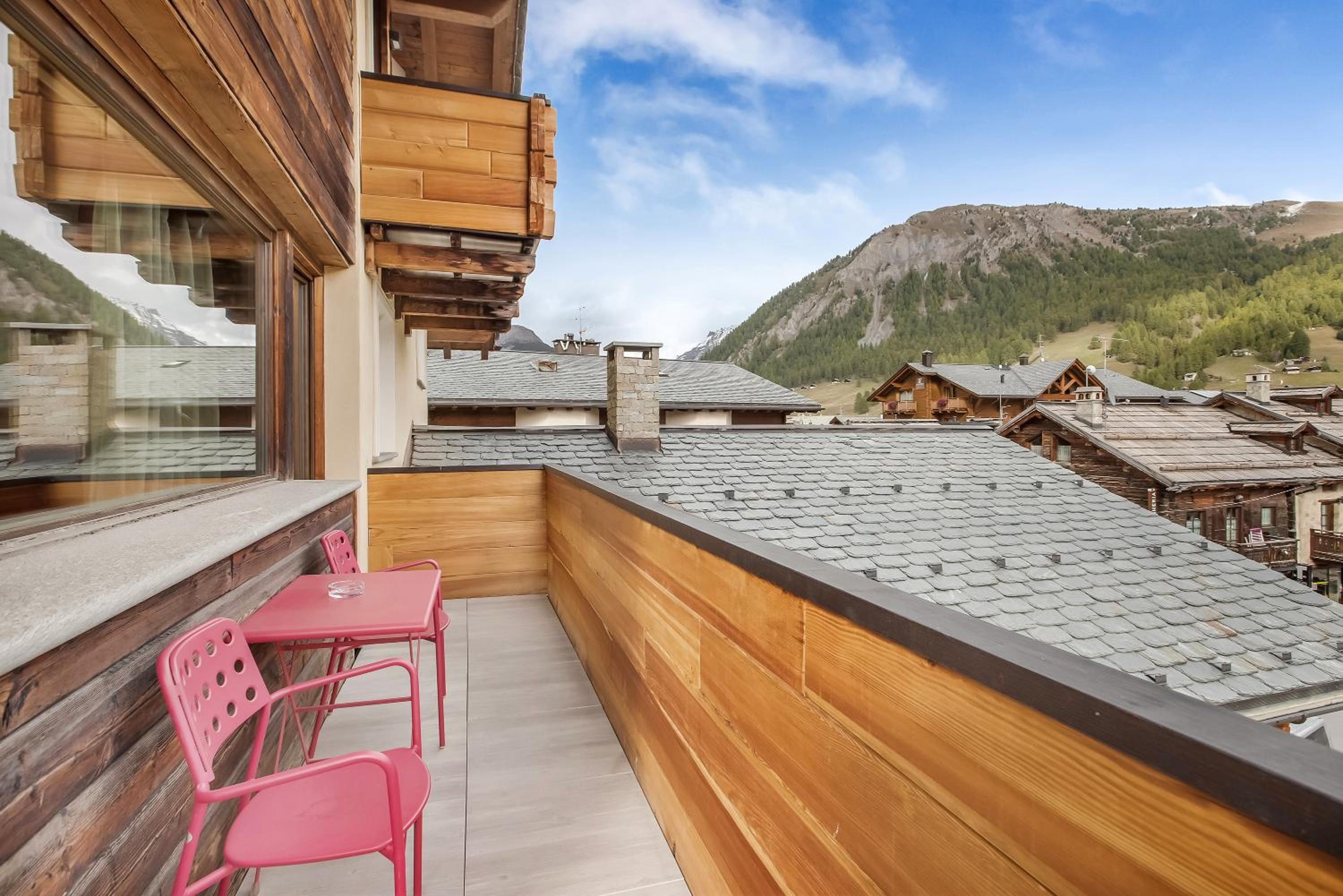 balance & terrace