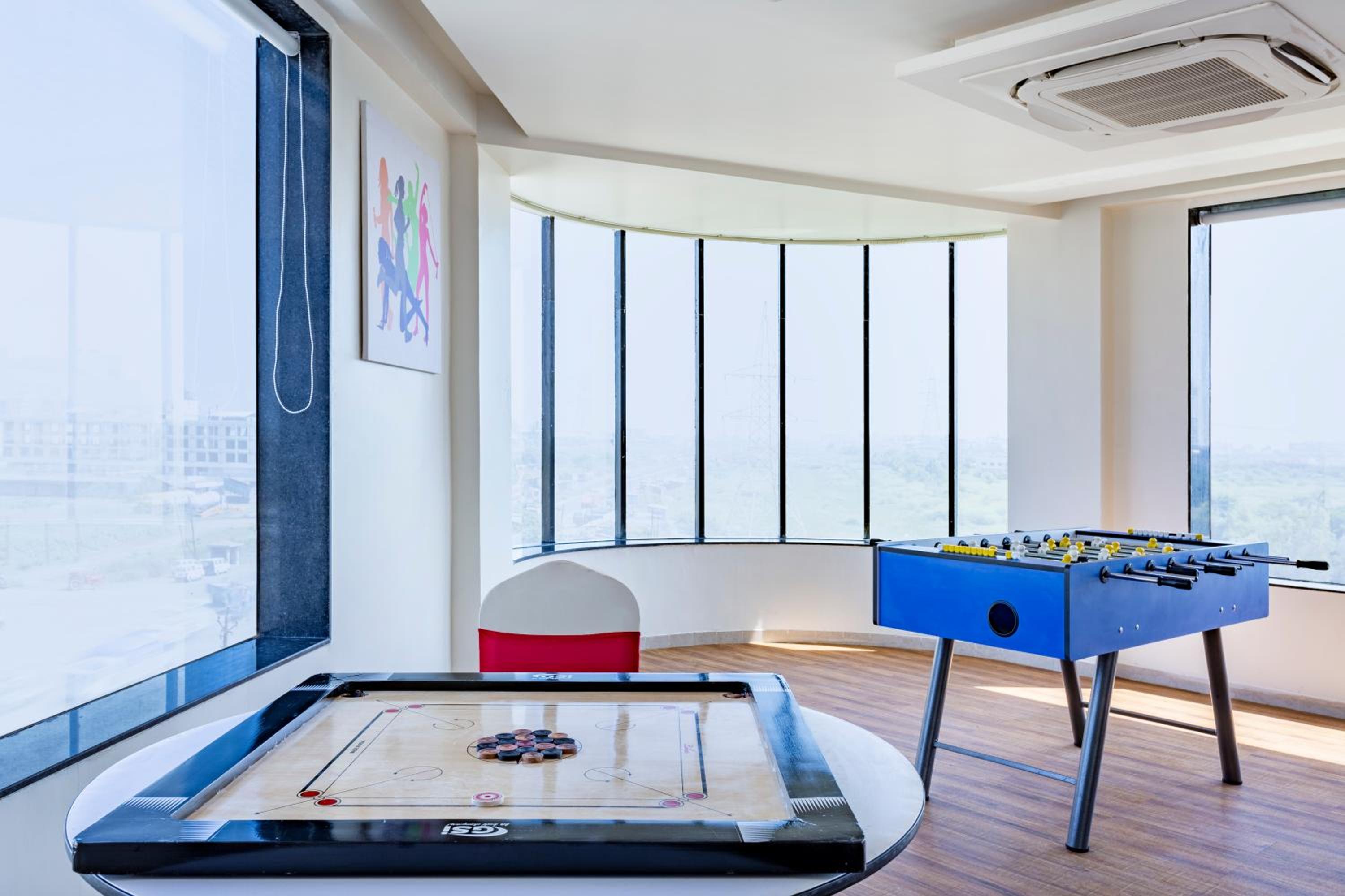 Hotel Luxy view 2