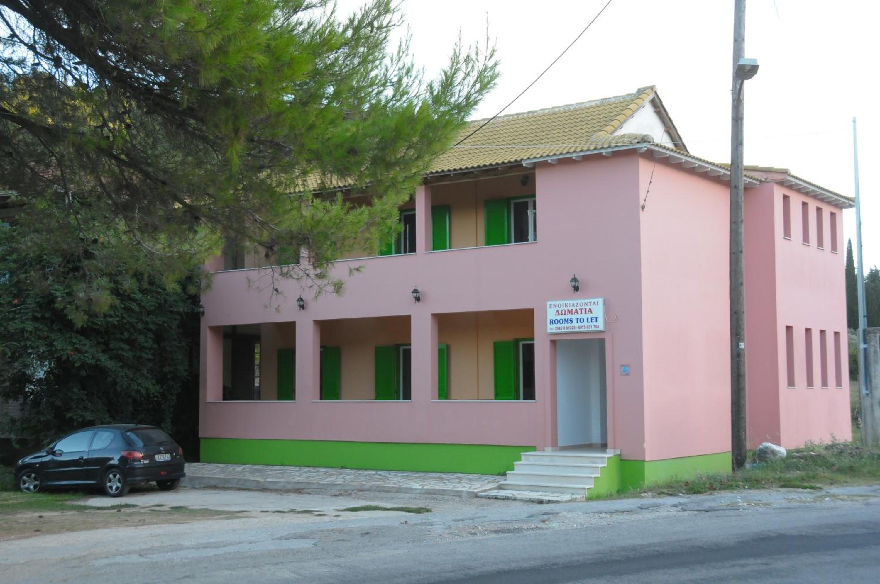 Chalikias Rooms