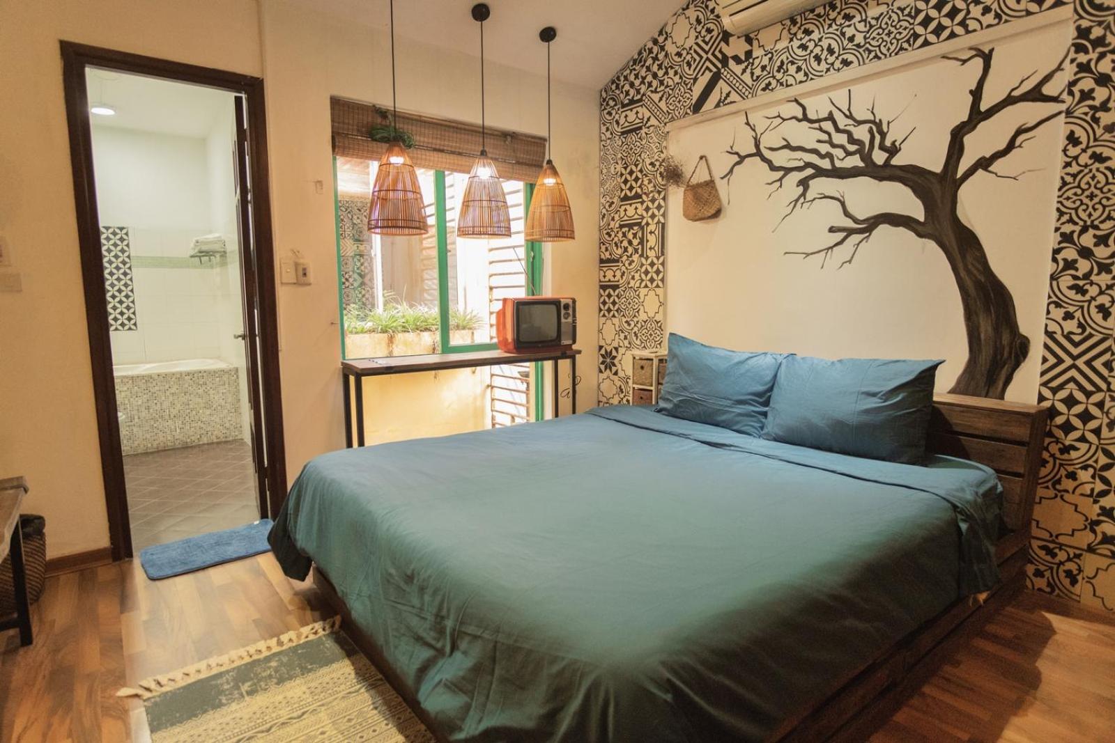 Entire French house with 4 bedrooms in Hanoi downtown