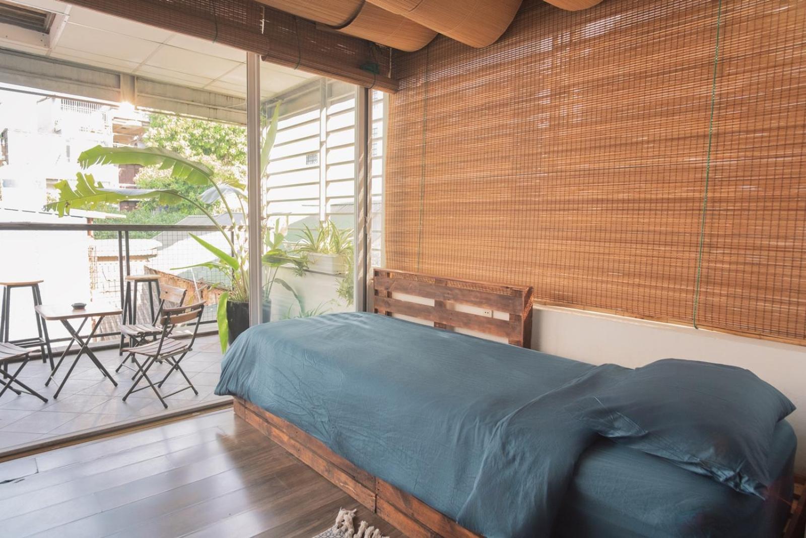 Entire French house with 4 bedrooms in Hanoi downtown