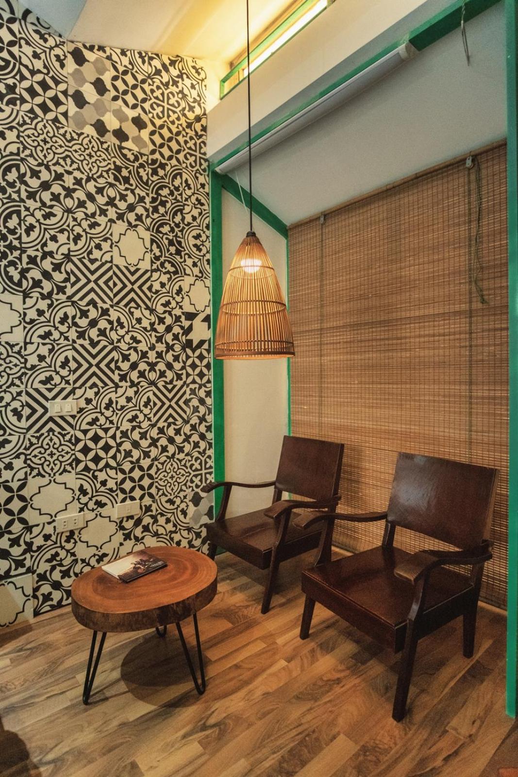 Entire French house with 4 bedrooms in Hanoi downtown