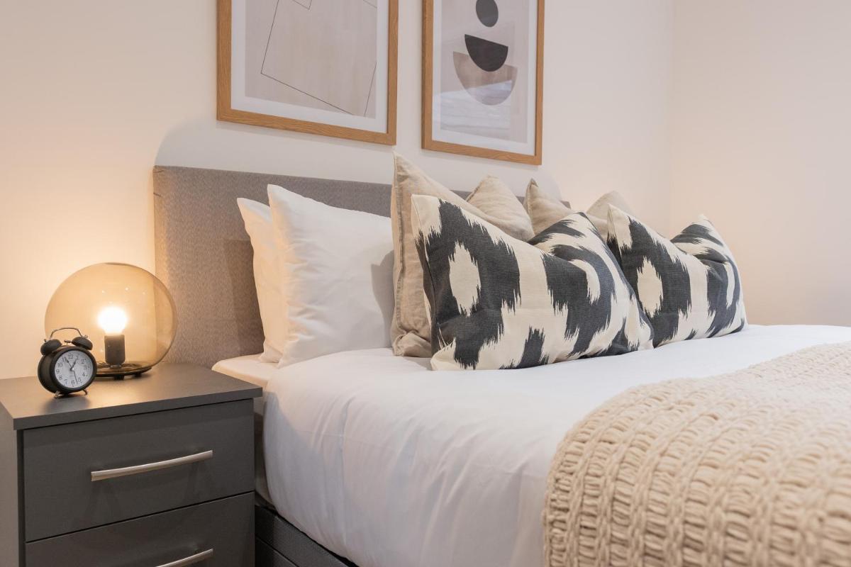 One & Two Bedroom Apartments near Holloway Train Station by Sojo
