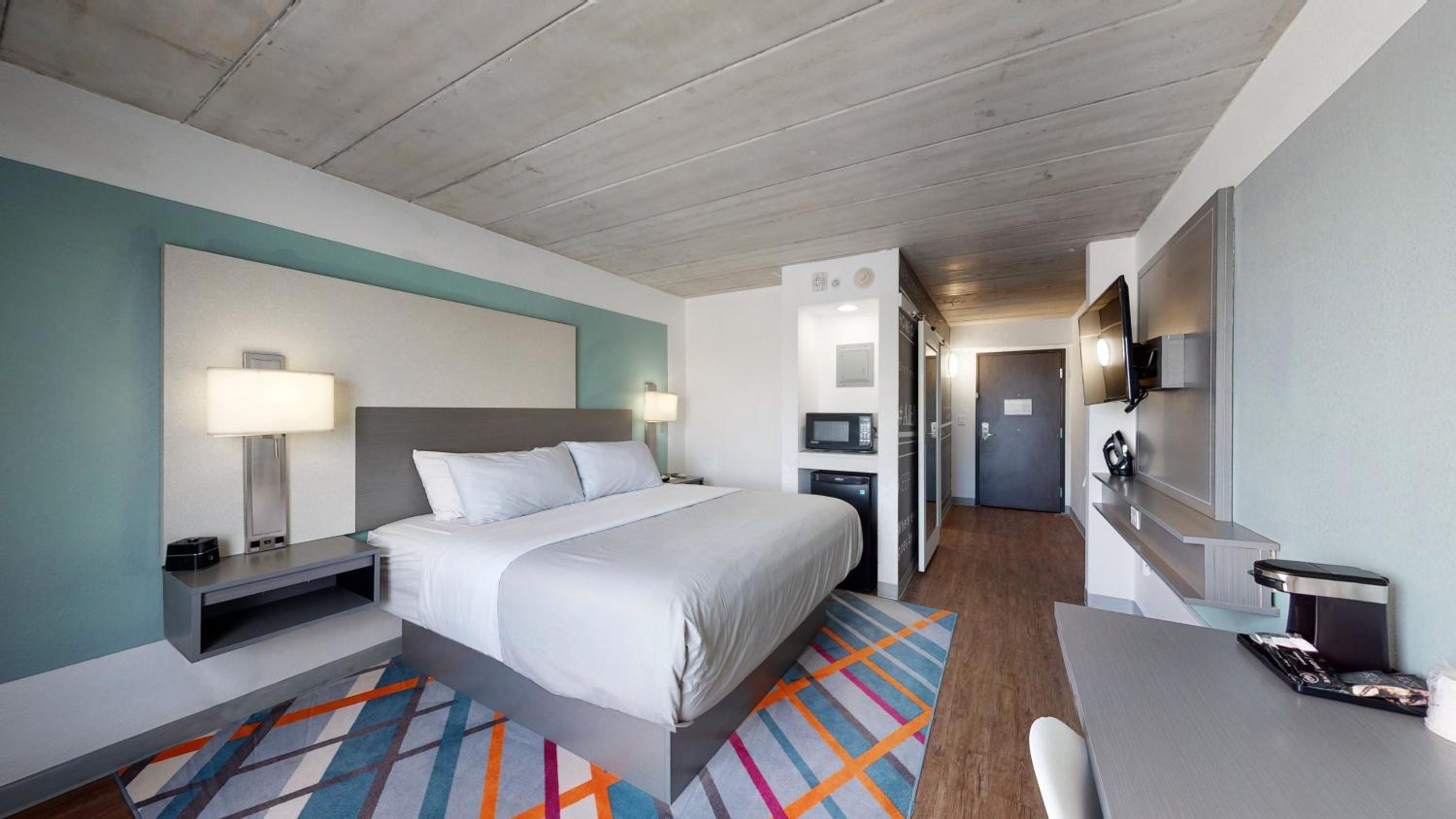voco College Station Aggieland by IHG