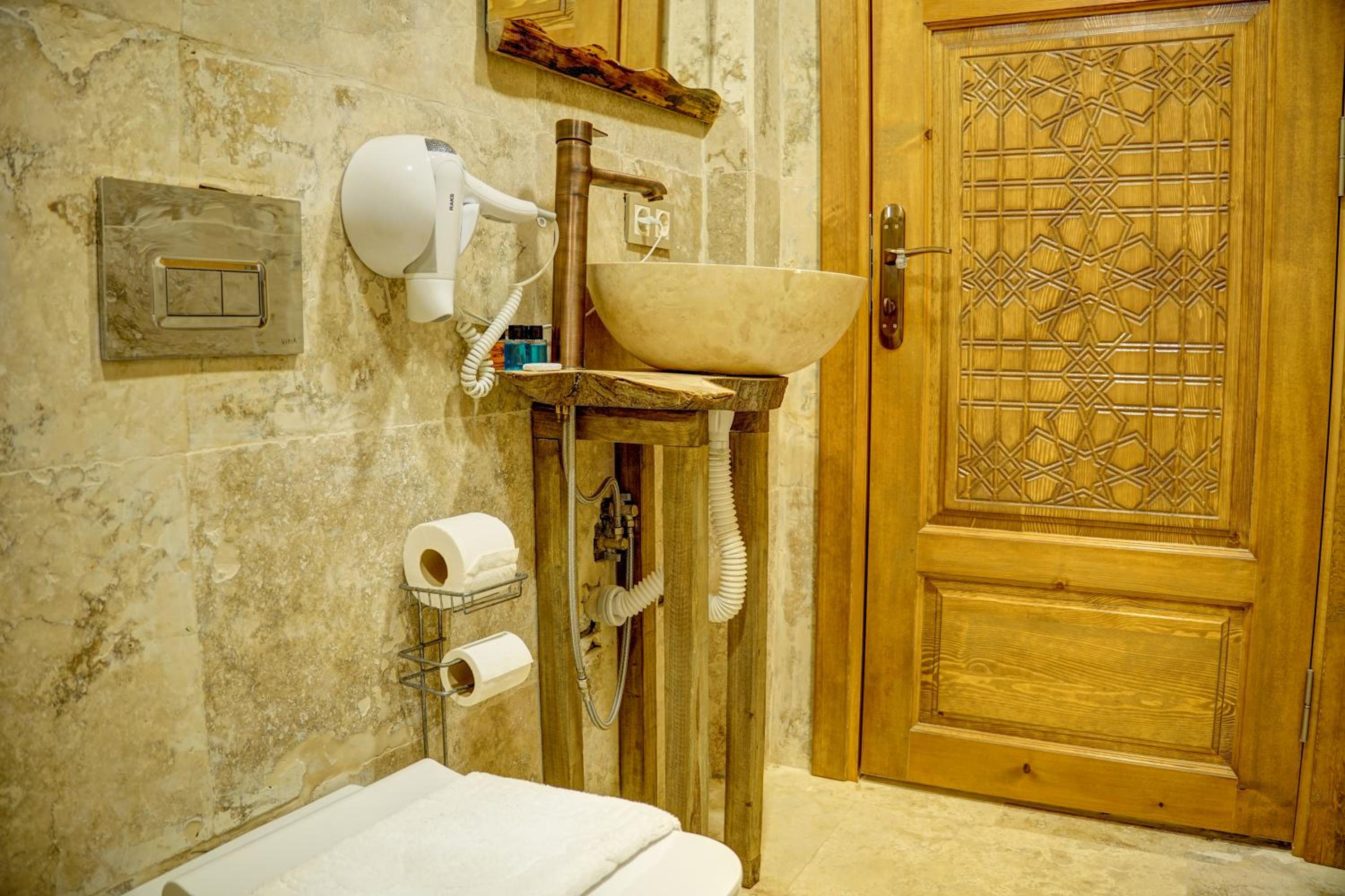 Ala Stone House - Image 28