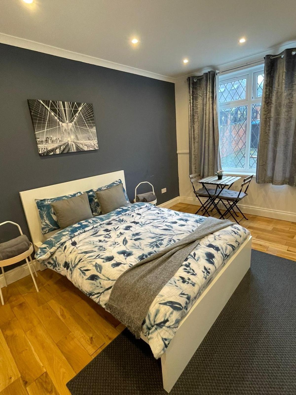 Wembley Rooms