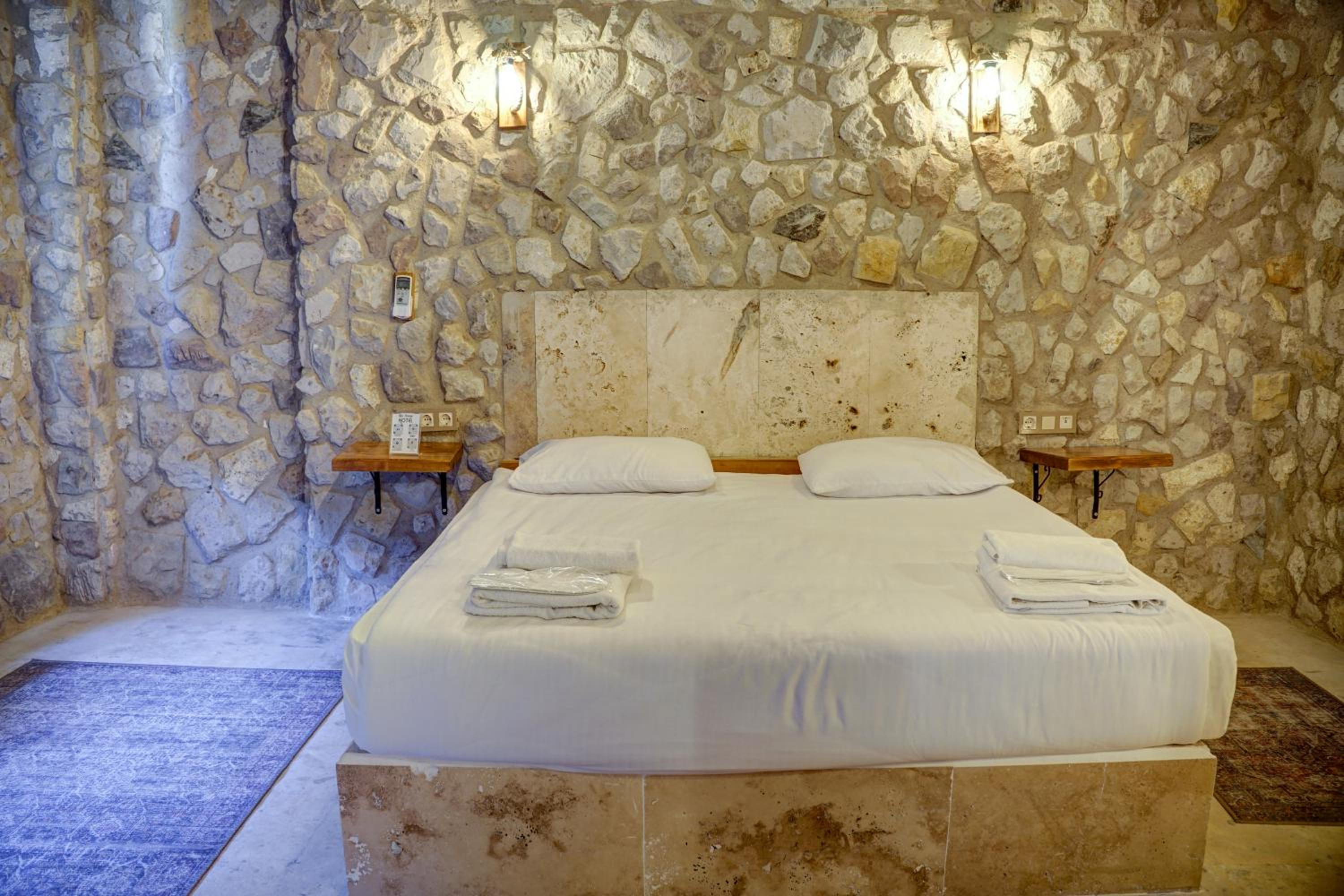 Ala Stone House - Image 81