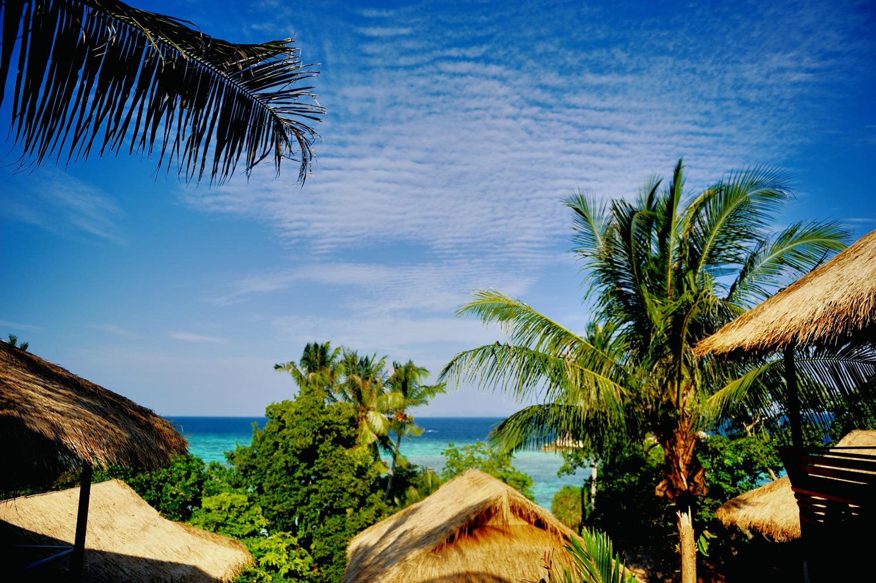 Ten Moons Lipe Resort