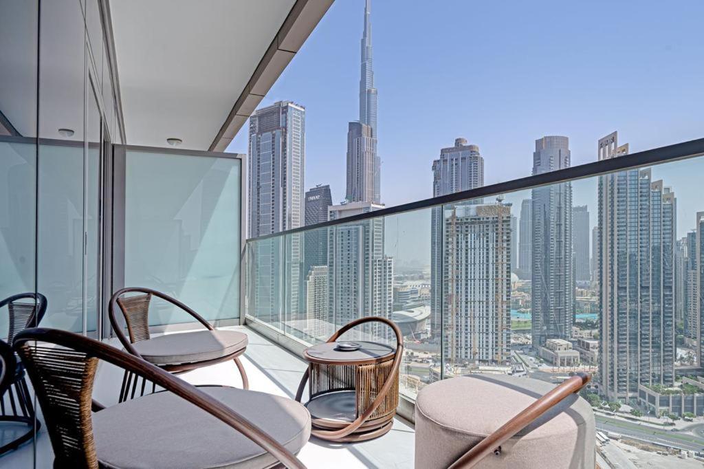 Paramount Midtown Luxury 2 Bedroom With Full Burj-Khalifa View