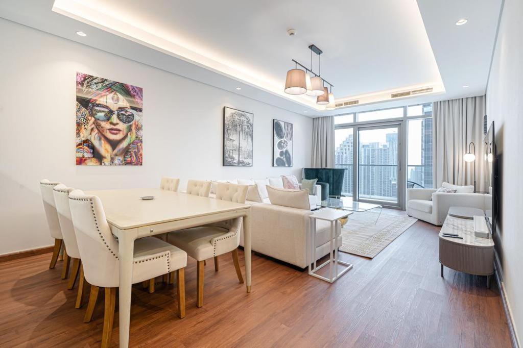 Paramount Midtown Luxury 2 Bedroom With Full Burj-Khalifa View