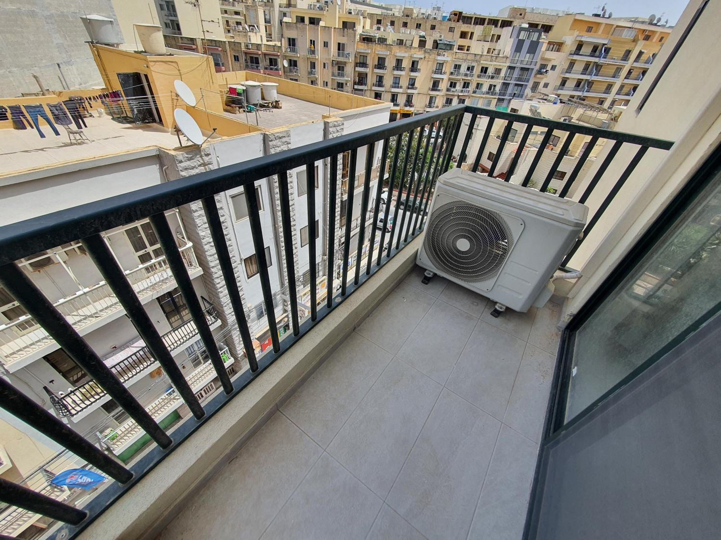 Pretty 2 bedroom Apartment with shared Pool photo 3