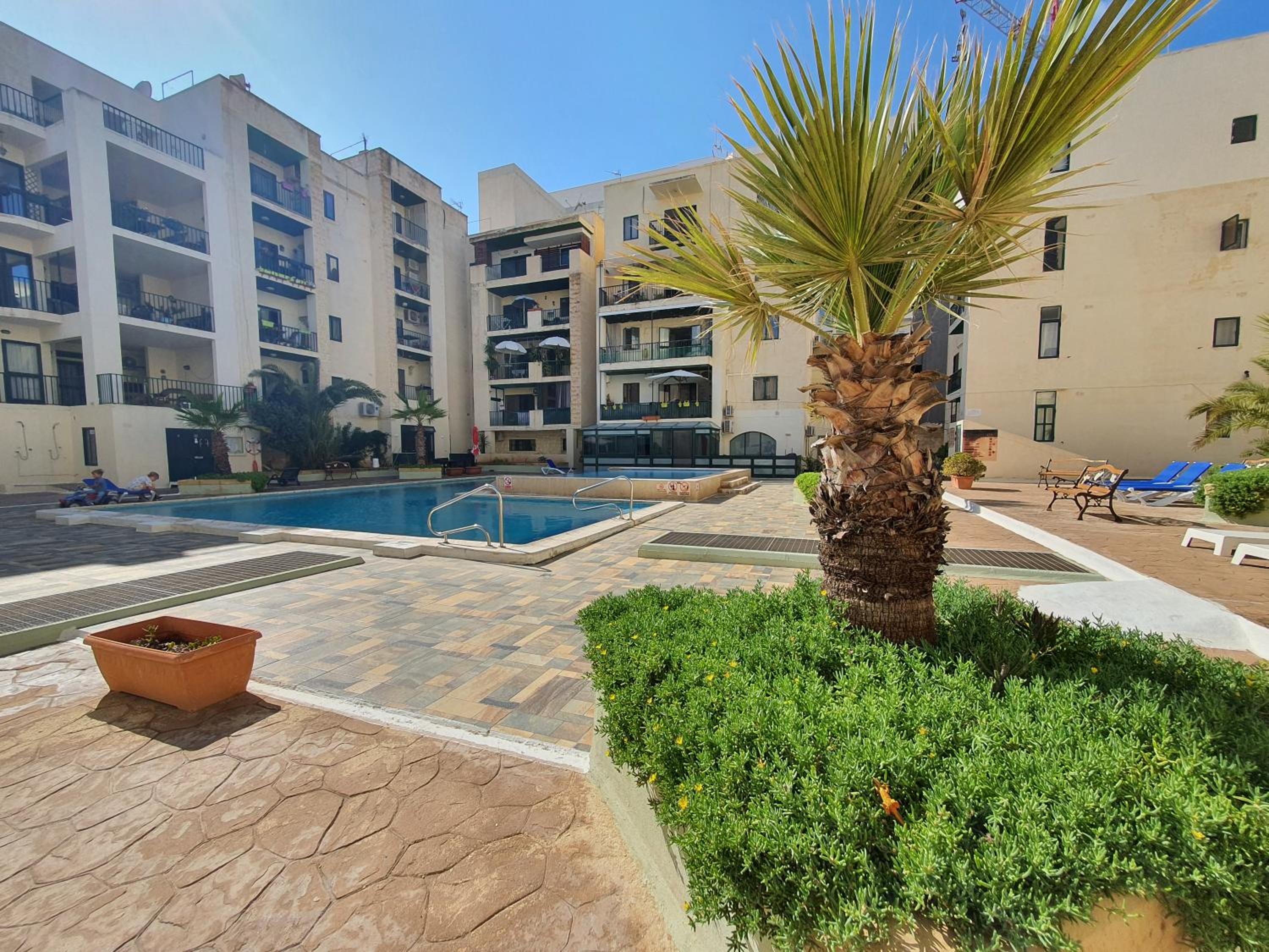 Pretty 2 bedroom Apartment with shared Pool photo 5