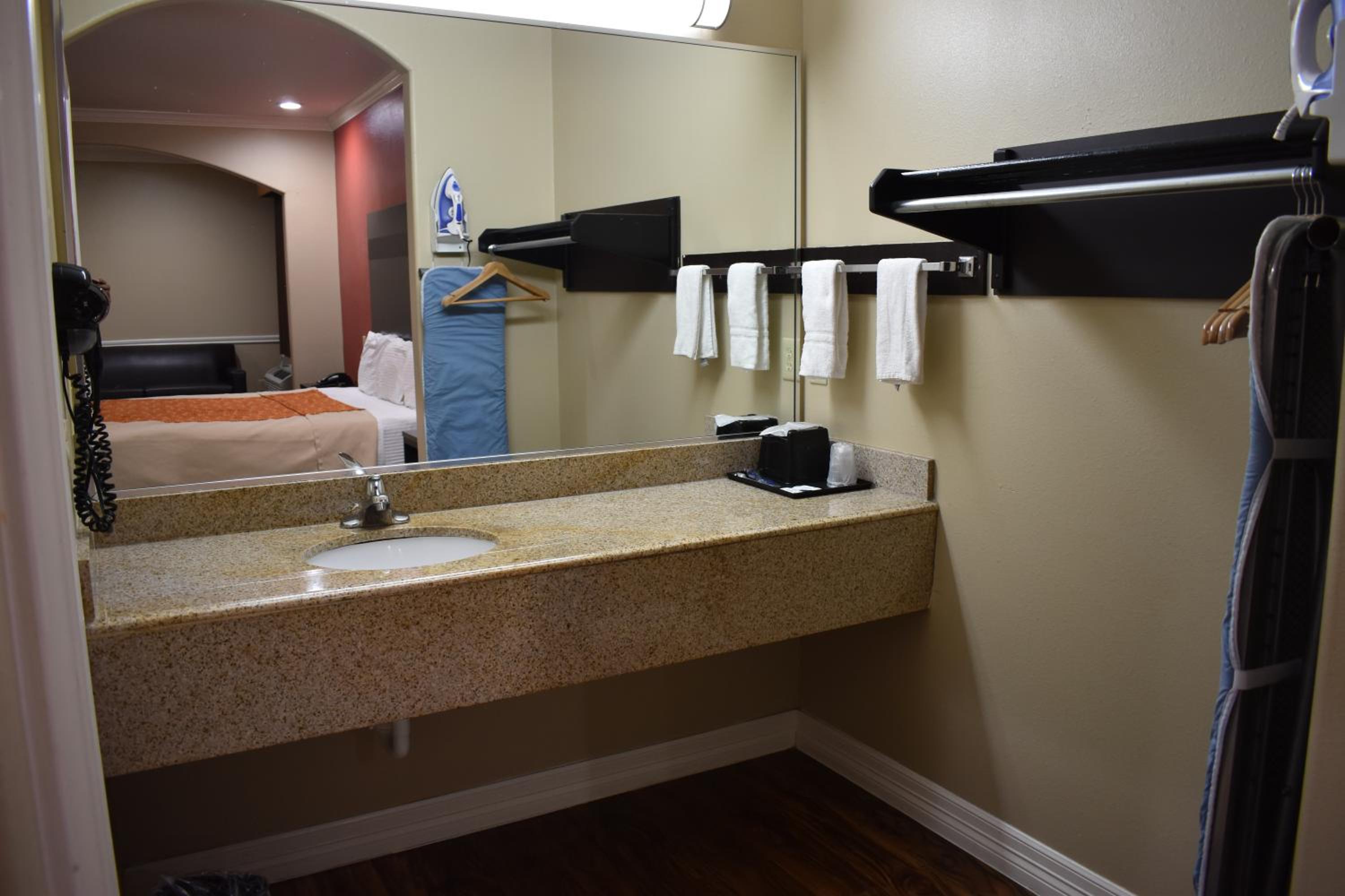 Platinum Inn Katy
