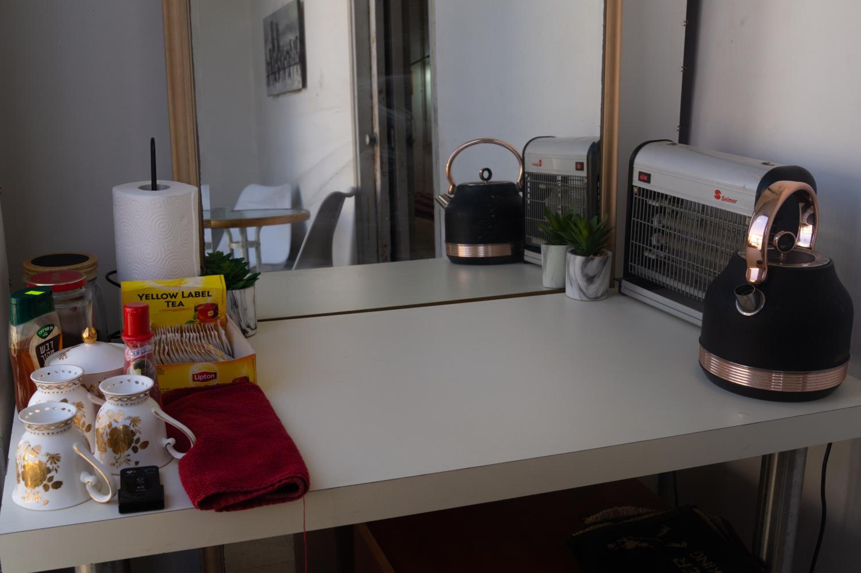 Cosy - Private room with balcony near TLV view 5