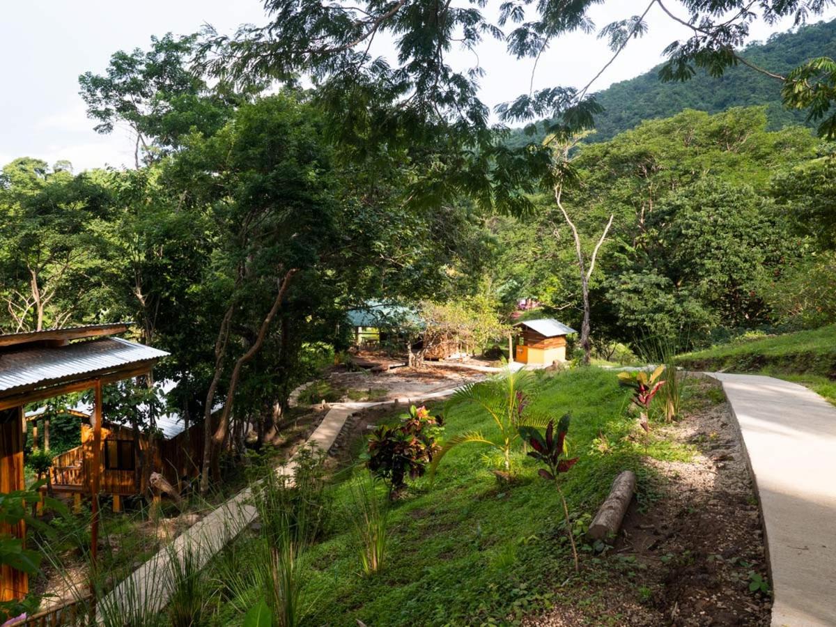 Finca Colibri, vue incroyable sur le Golfe de Nicoya, en Pleine Nature, ferry Playa Najanjo