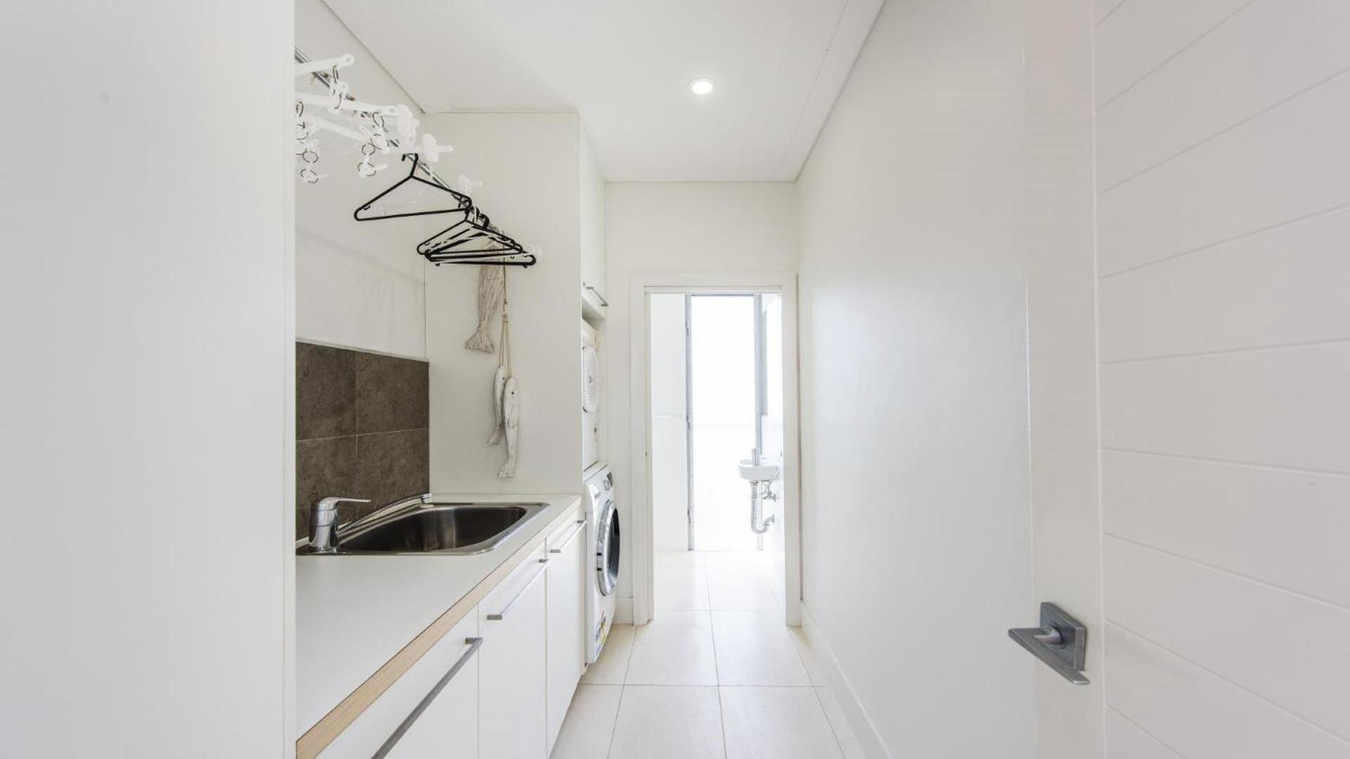 Belvedere Luxury Apartment 2 - Lifestyle Yamba