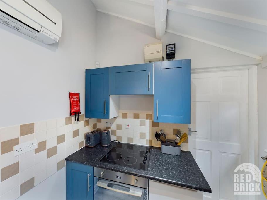The Lodge at Pickford House NEC and B'Ham Airport, Coventry view 5