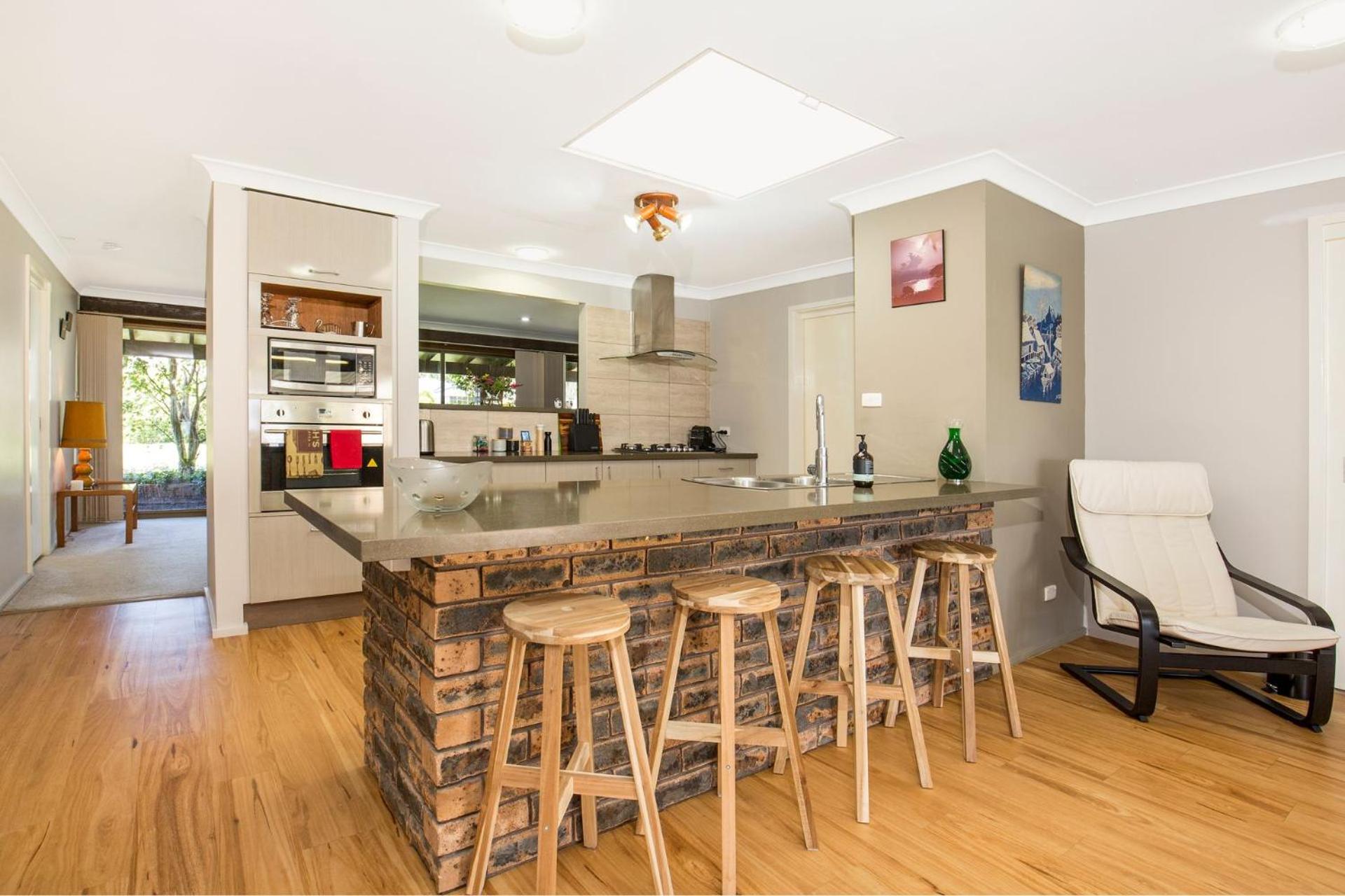 Enchante` - Pet Friendly - Absolute Waterfront - Fireplace