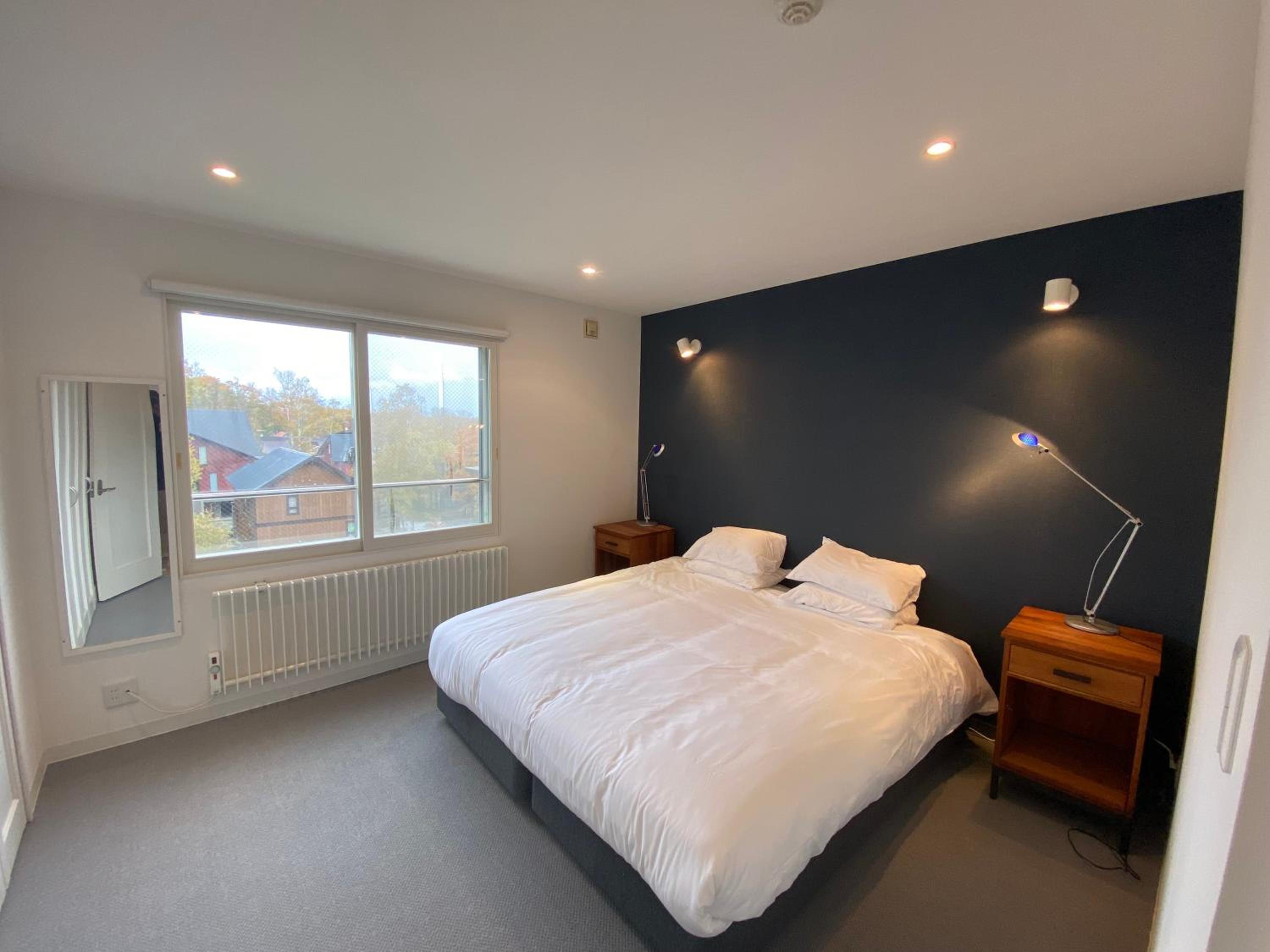 Sakura Apartments