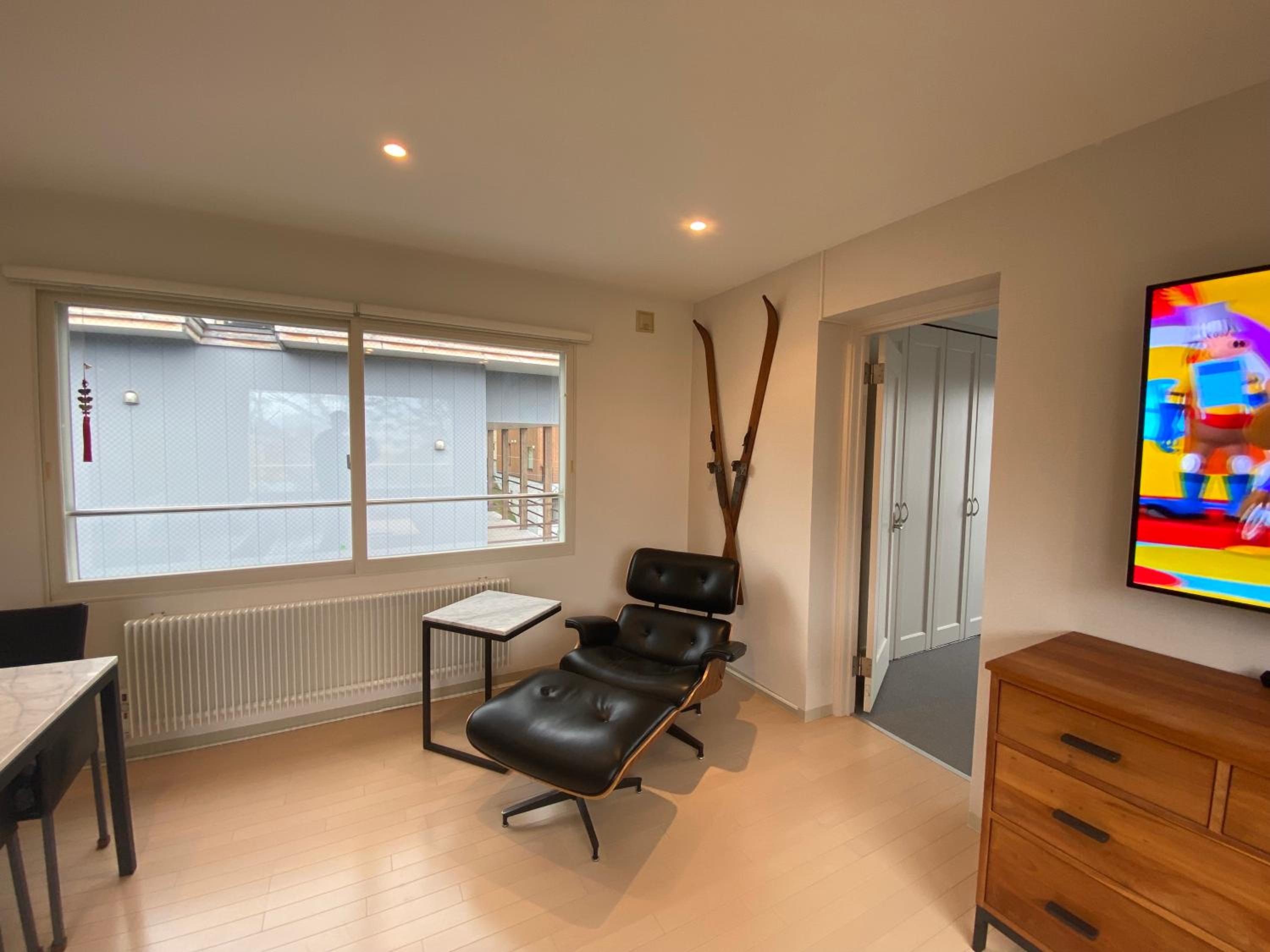 Sakura Apartments - Image 4