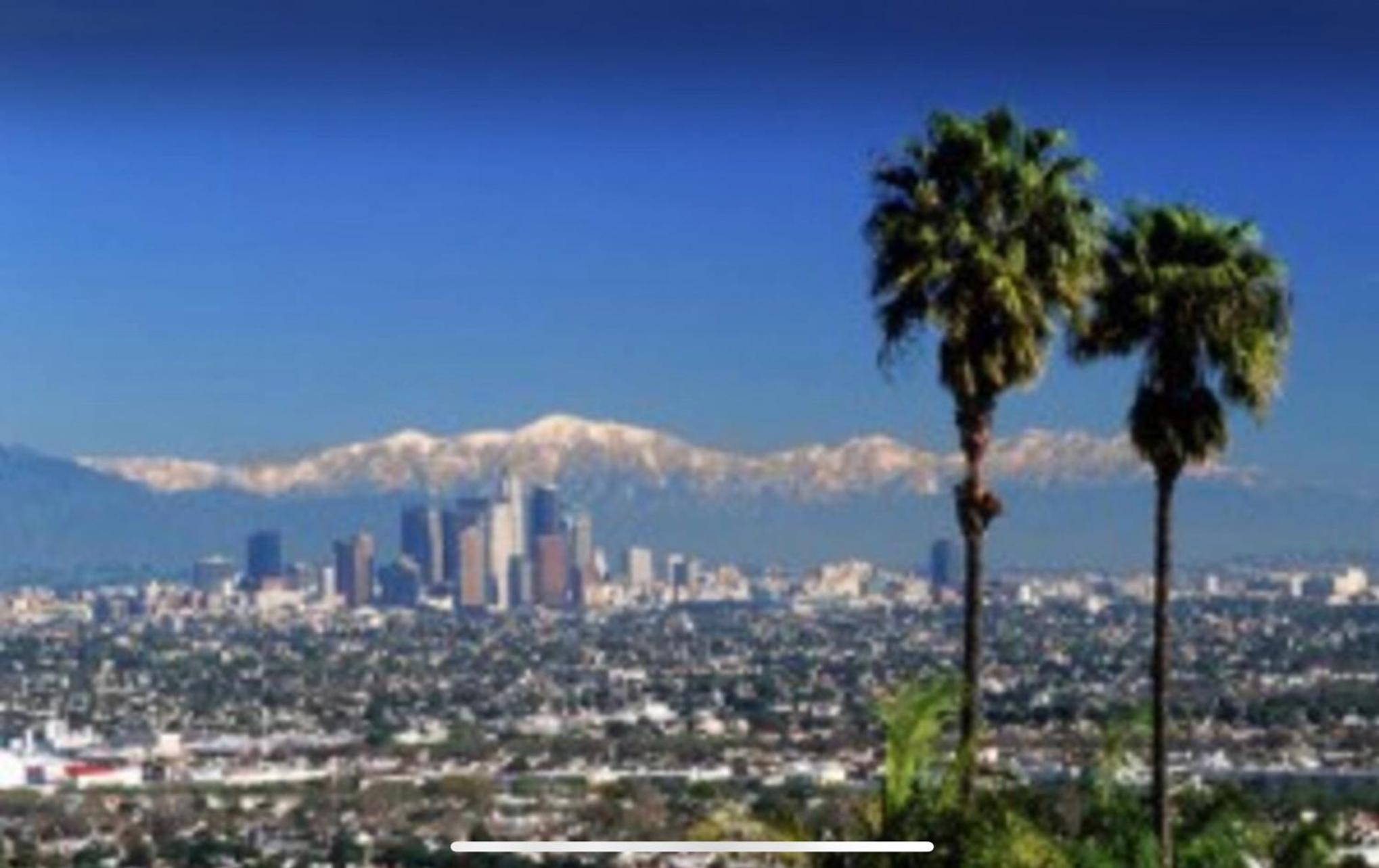 LA Dream Gem - Beautiful Home with Spa