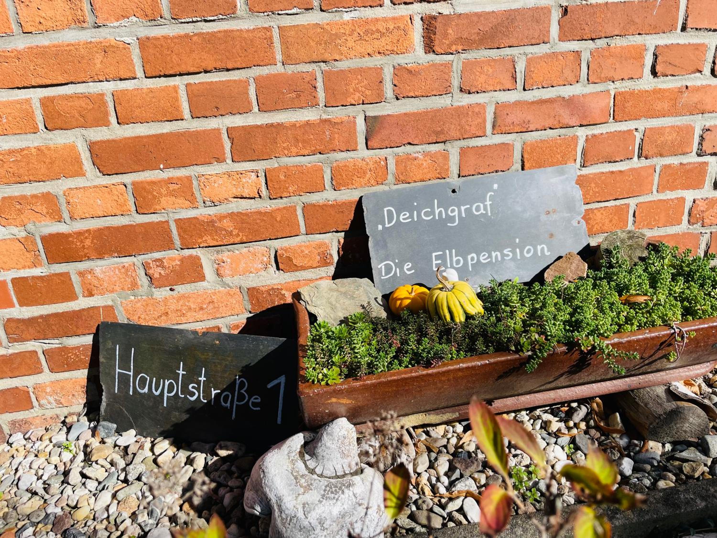 Deichgraf „Die Elbpension“