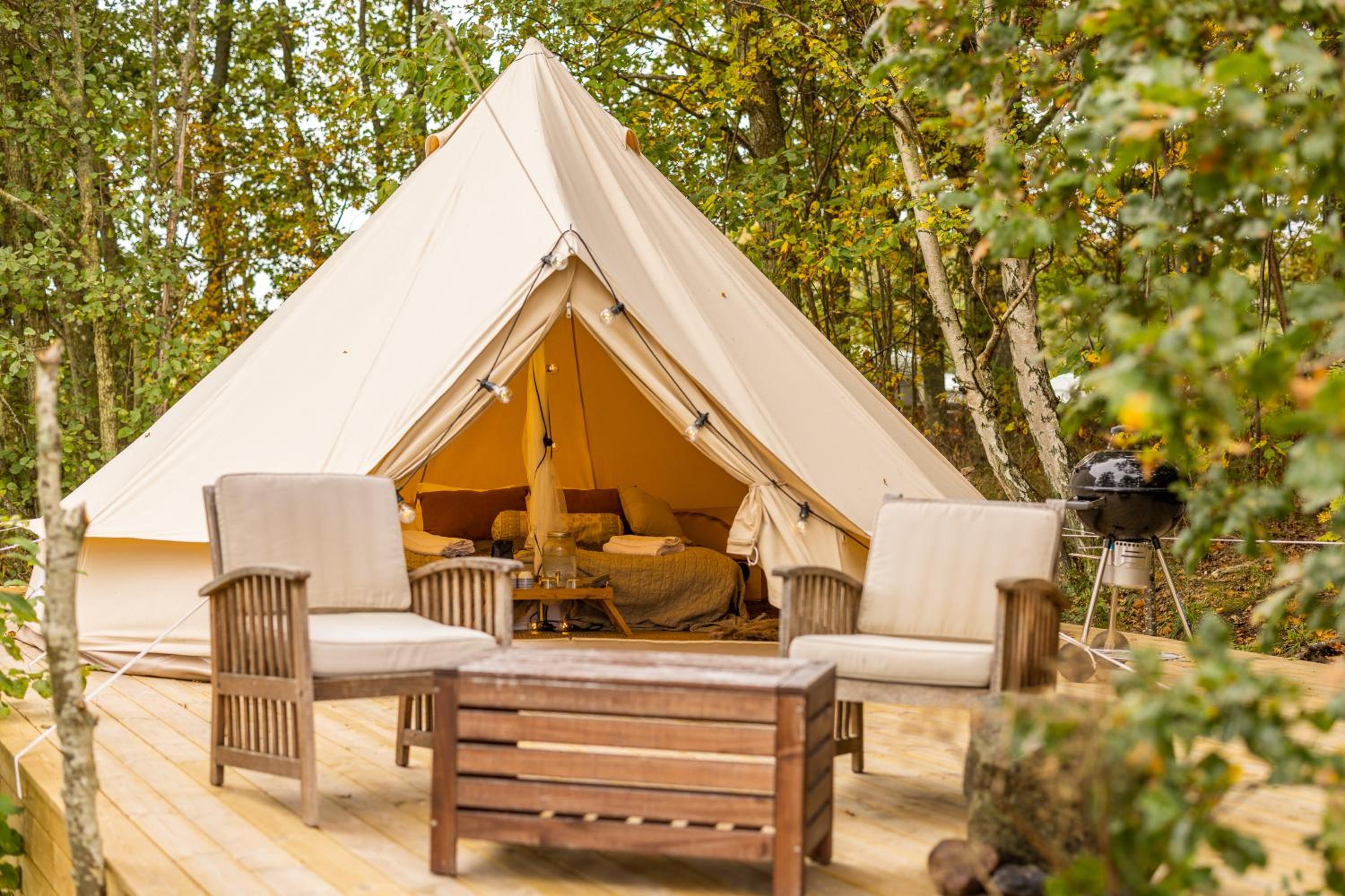 Surfviken Glamping and B&B