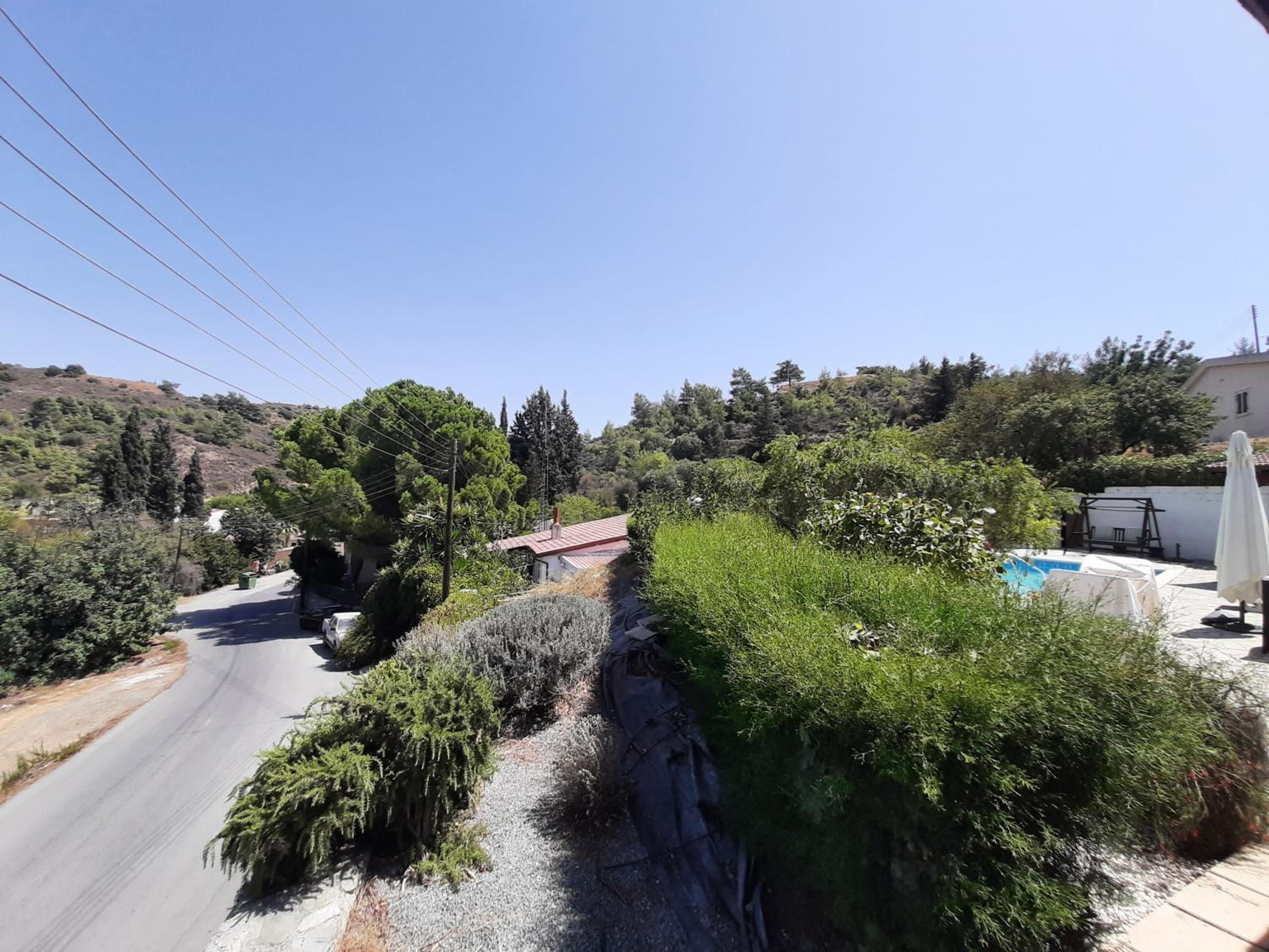 Kellaki Cottage - 2 bedroom with pool, sleeps 6