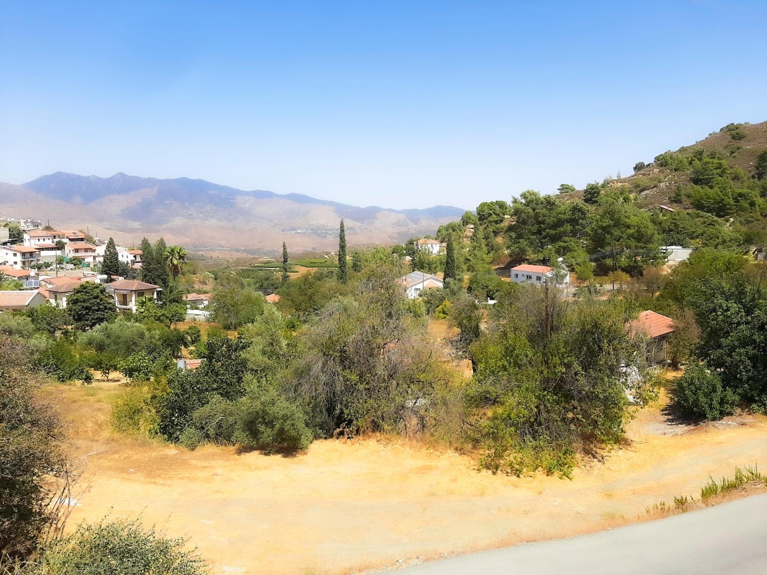 Kellaki Cottage - 2 bedroom with pool, sleeps 6