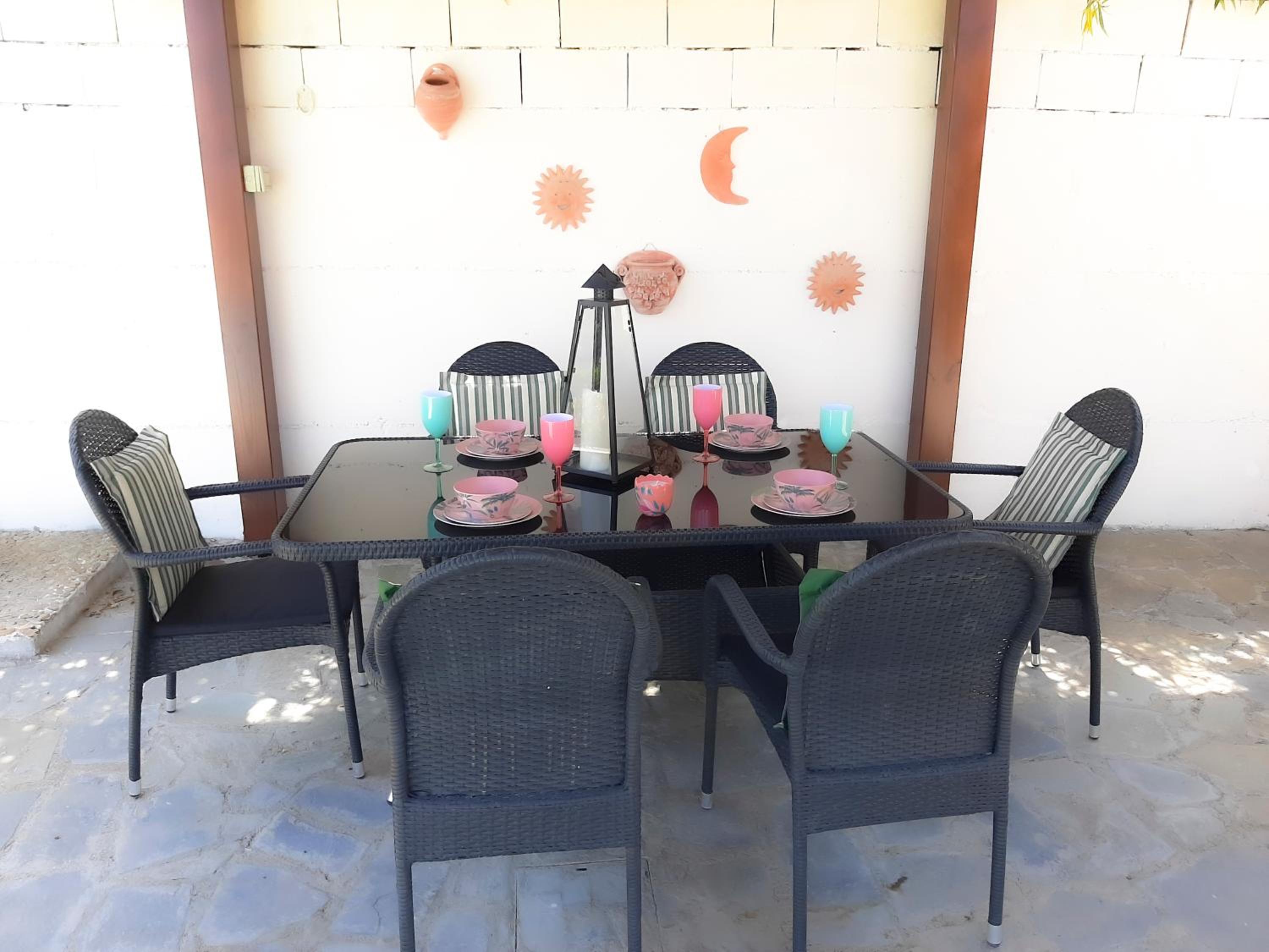 Kellaki Cottage - 2 bedroom with pool, sleeps 6