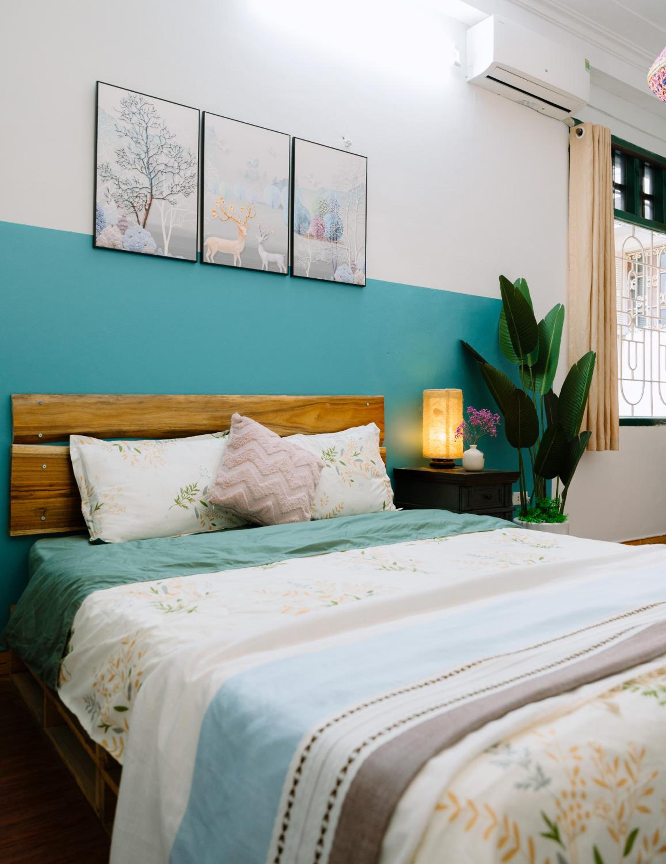 Hanoi Hola House