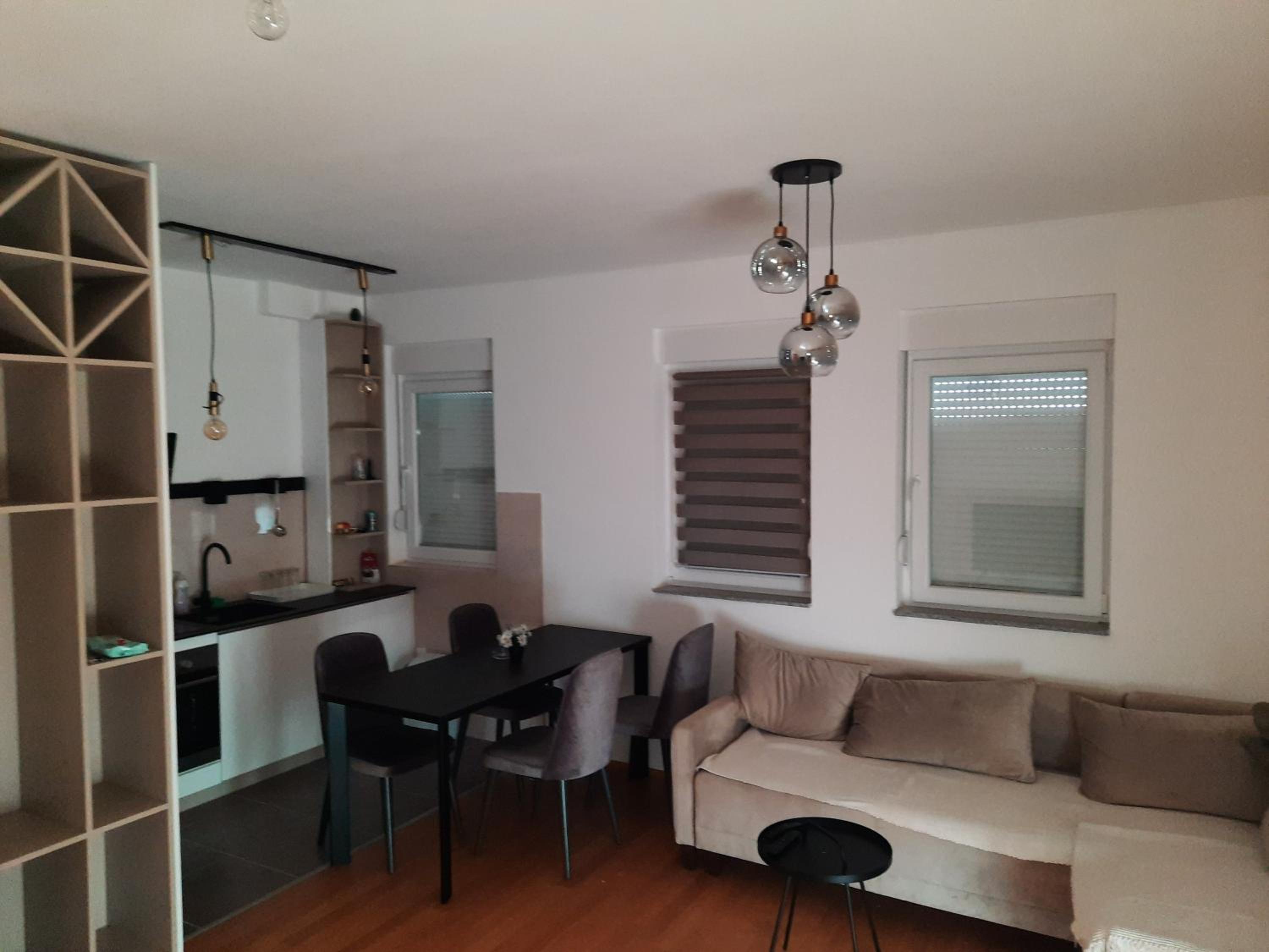 NinaRich,apartman sa 2 sobe idealan za bračni par sa djecom ili 2para, Trebinje