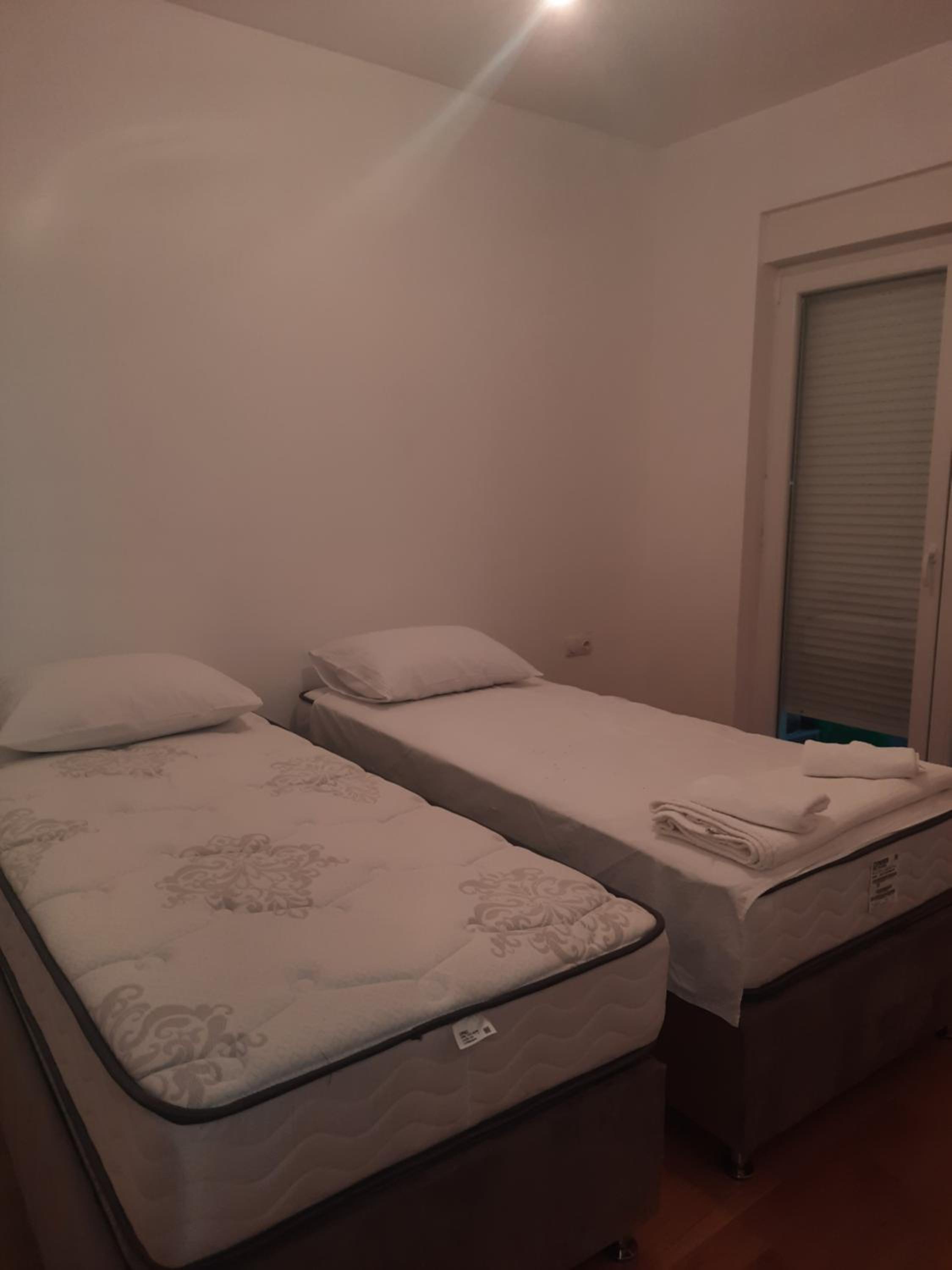 NinaRich,apartman sa 2 sobe idealan za bračni par sa djecom ili 2para, Trebinje