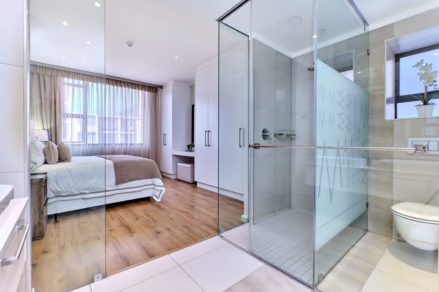 La Vista Dream Apartments Luxury & Modern with City View and Inverter back up!