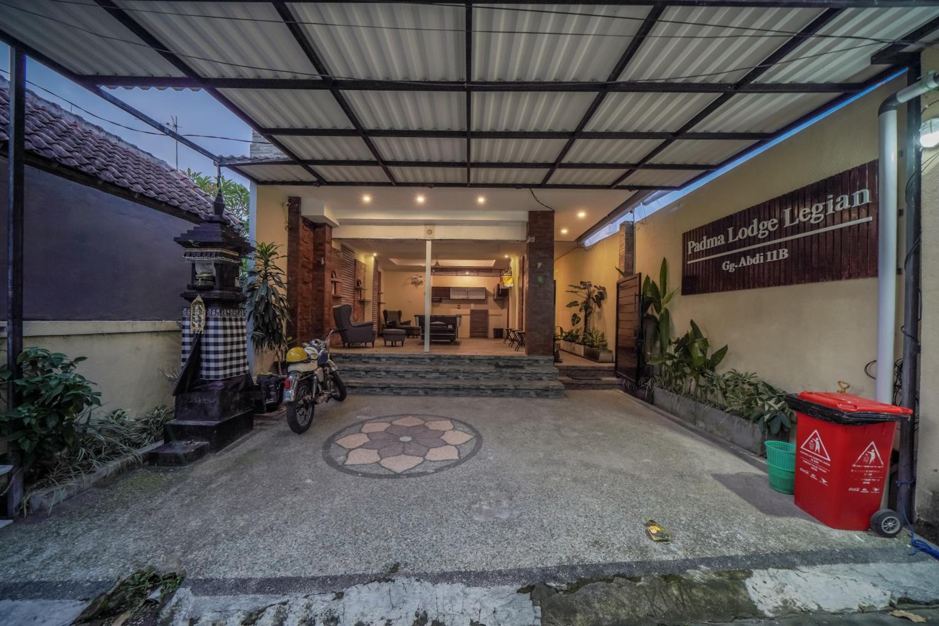 Padma Lodge Legian view 4