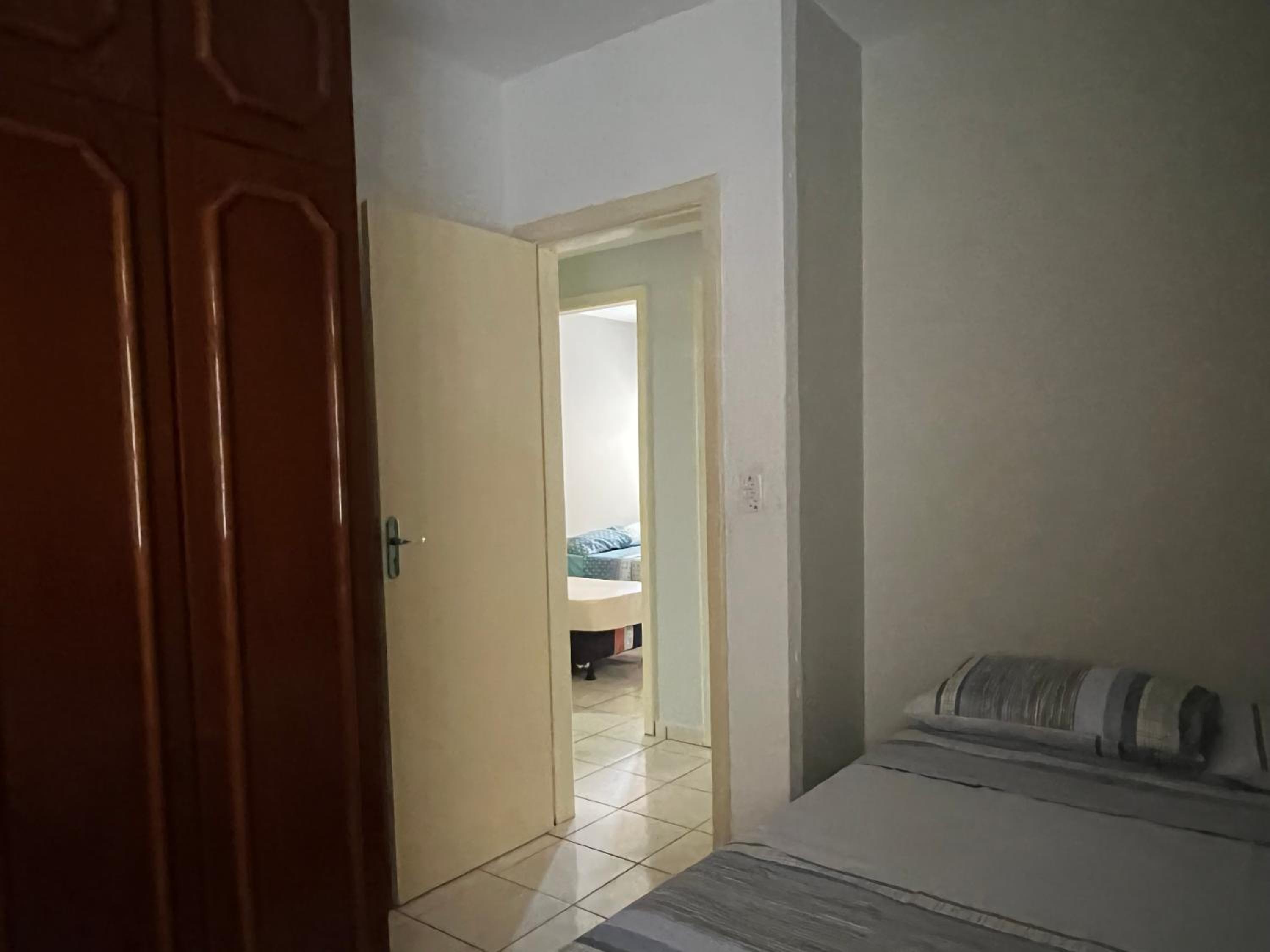 Apartamento 4 quartos Av Beira Mar nº 36 - Edif Canto Nobre - Guarapari ES