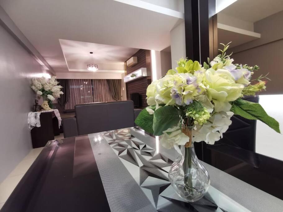 Ipoh Town Kinta Riverfront Apartment 7pax by Glamorous