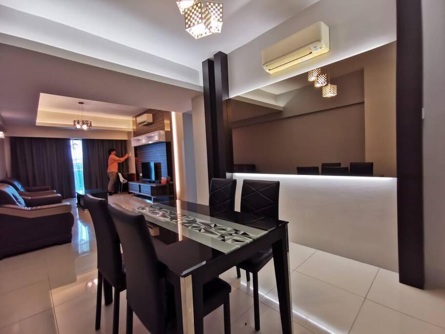 Ipoh Town Kinta Riverfront Apartment 7pax by Glamorous