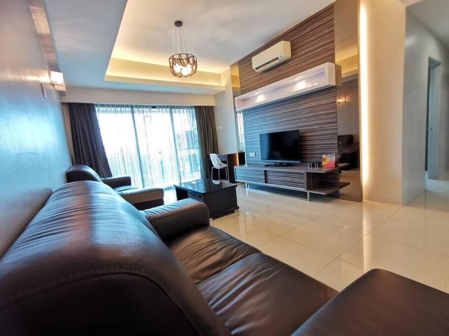 Ipoh Town Kinta Riverfront Apartment 7pax by Glamorous